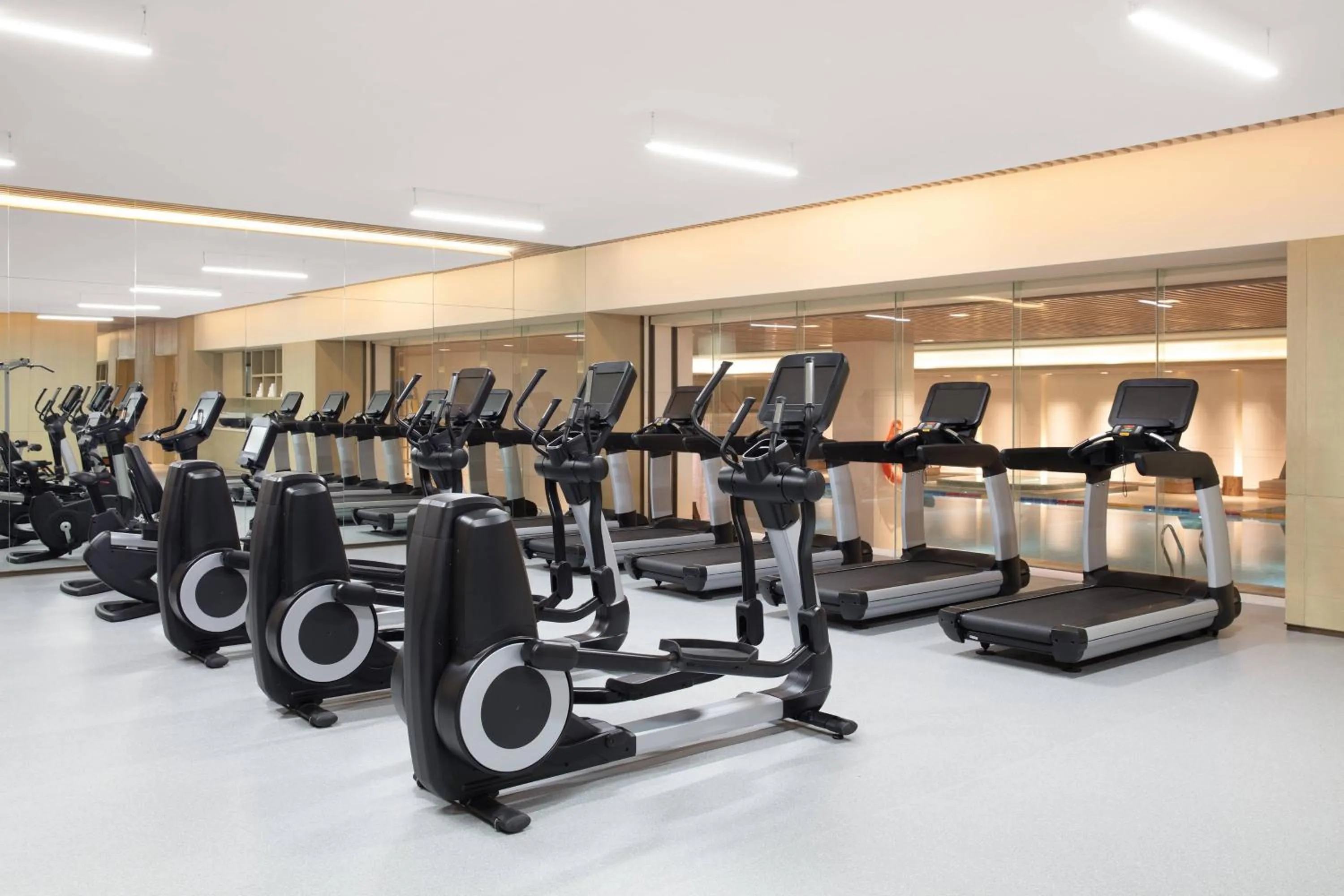 Fitness centre/facilities in Wuxi Marriott Hotel Lihu Lake