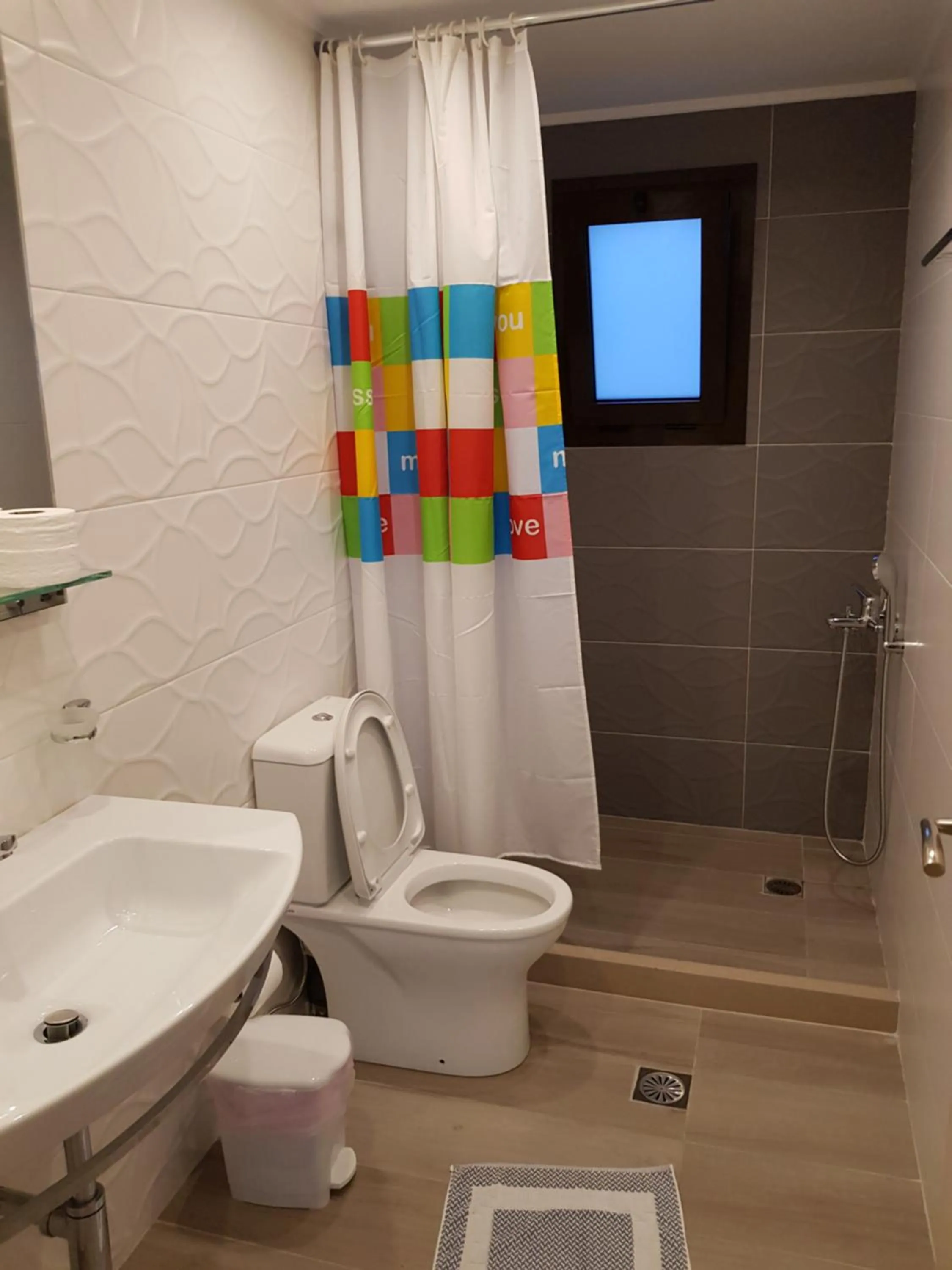 Shower in Paradise Matala Hotel