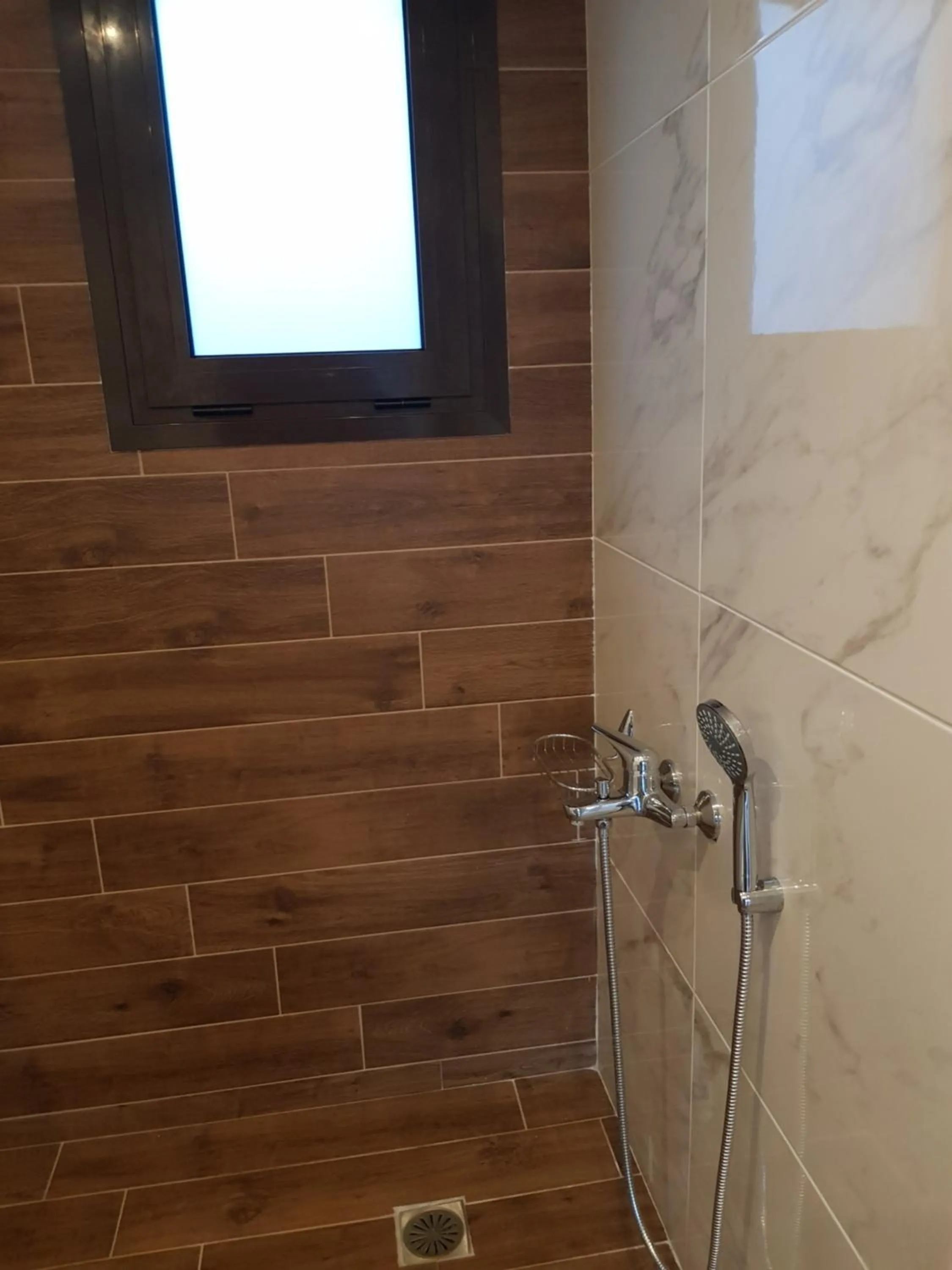 Bathroom in Paradise Matala Hotel