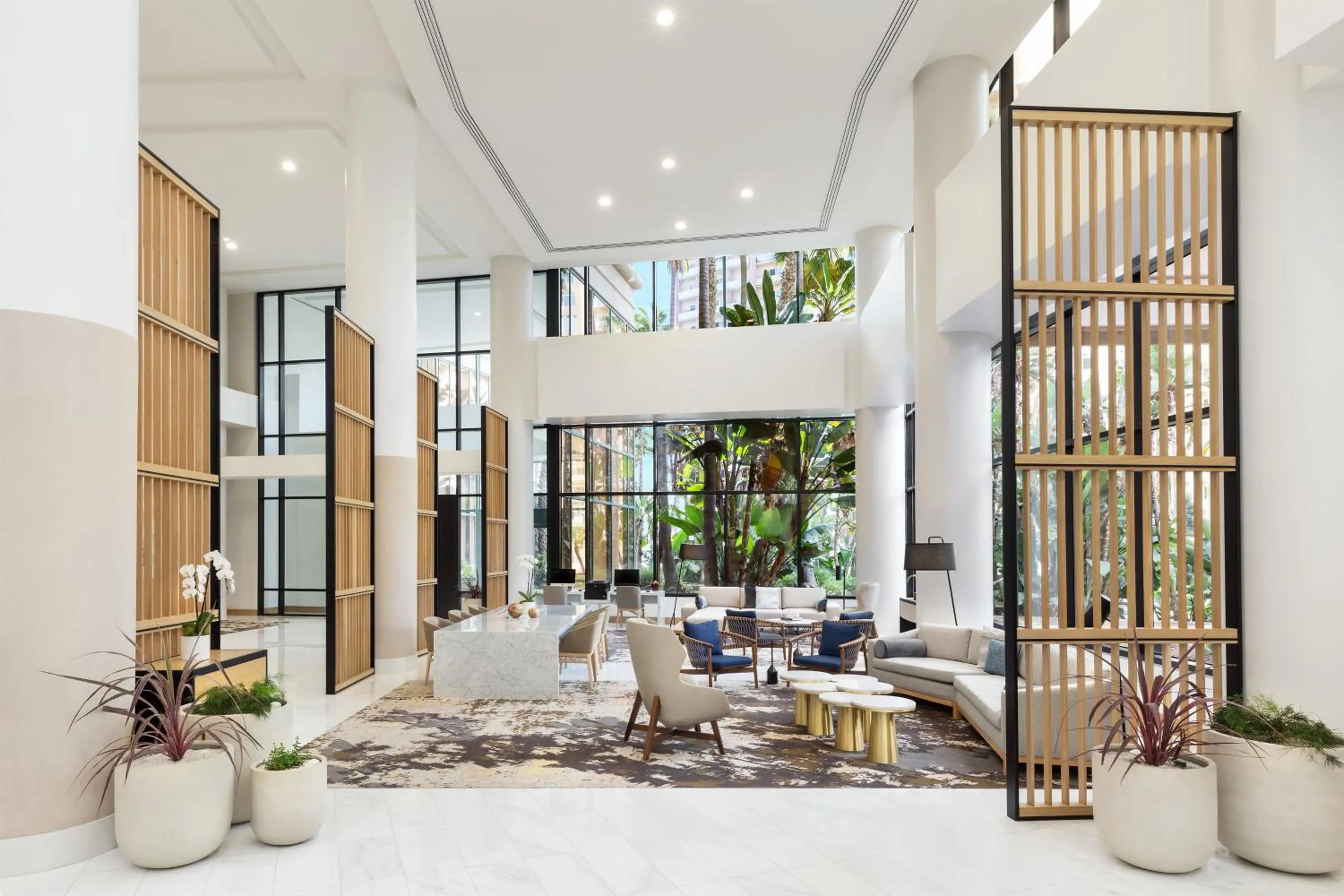 Lobby or reception in The Westin Long Beach