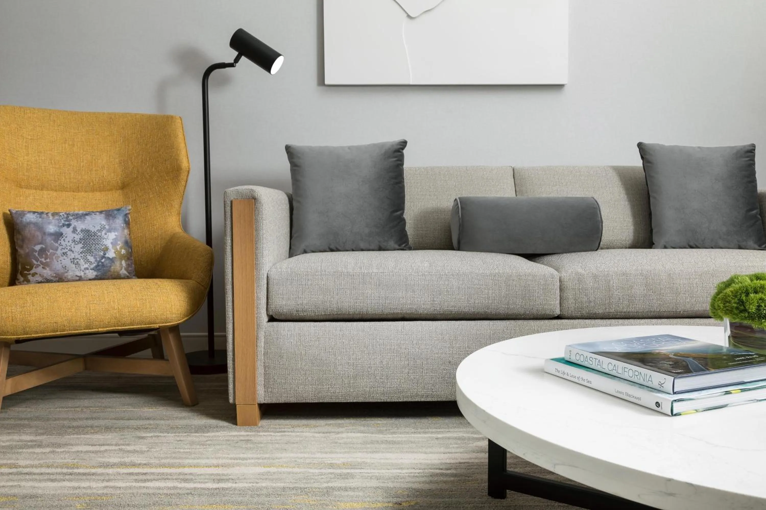 Living room in The Westin Long Beach