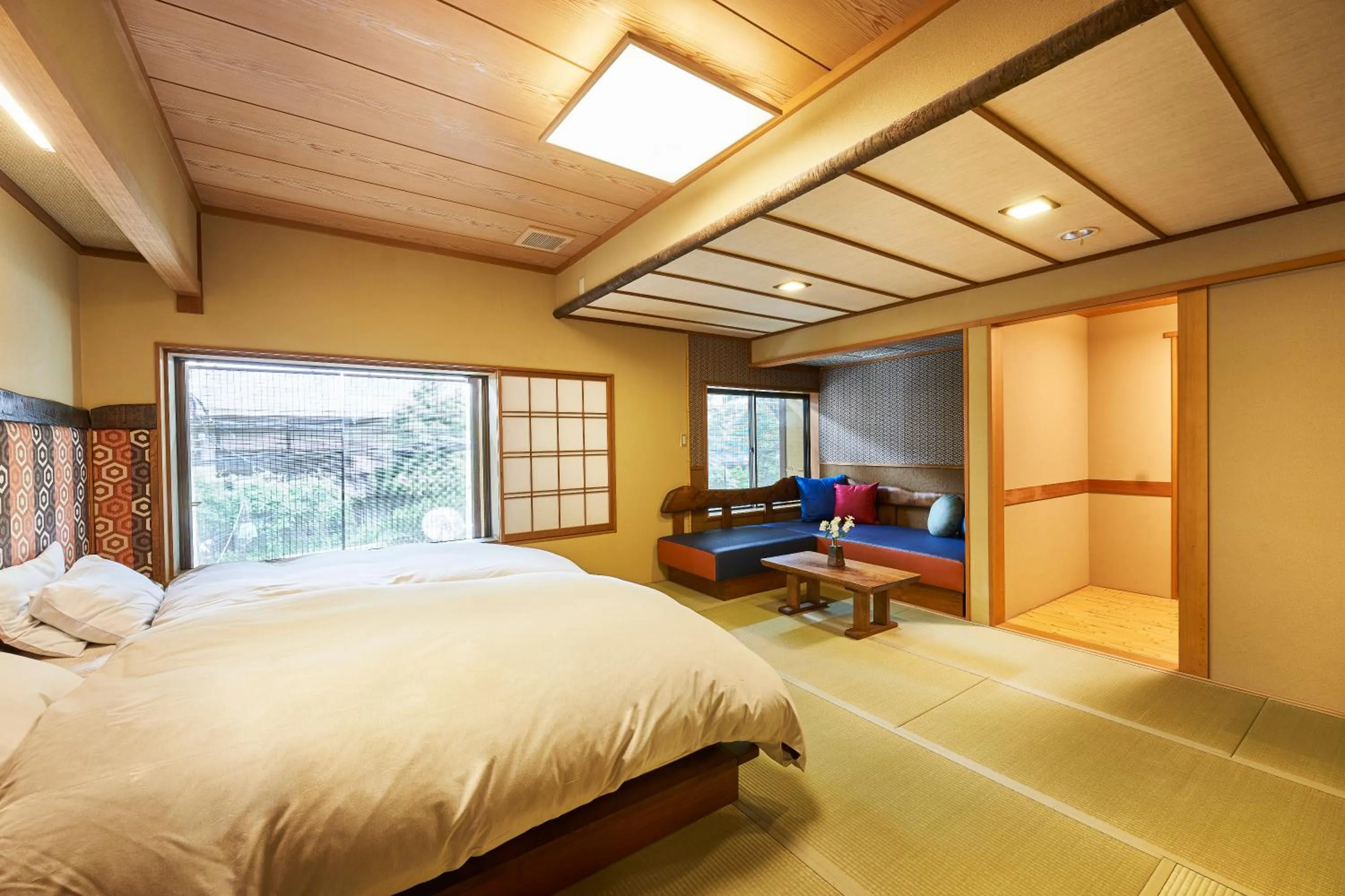 Bed in Shima-Onsen Toshimaya