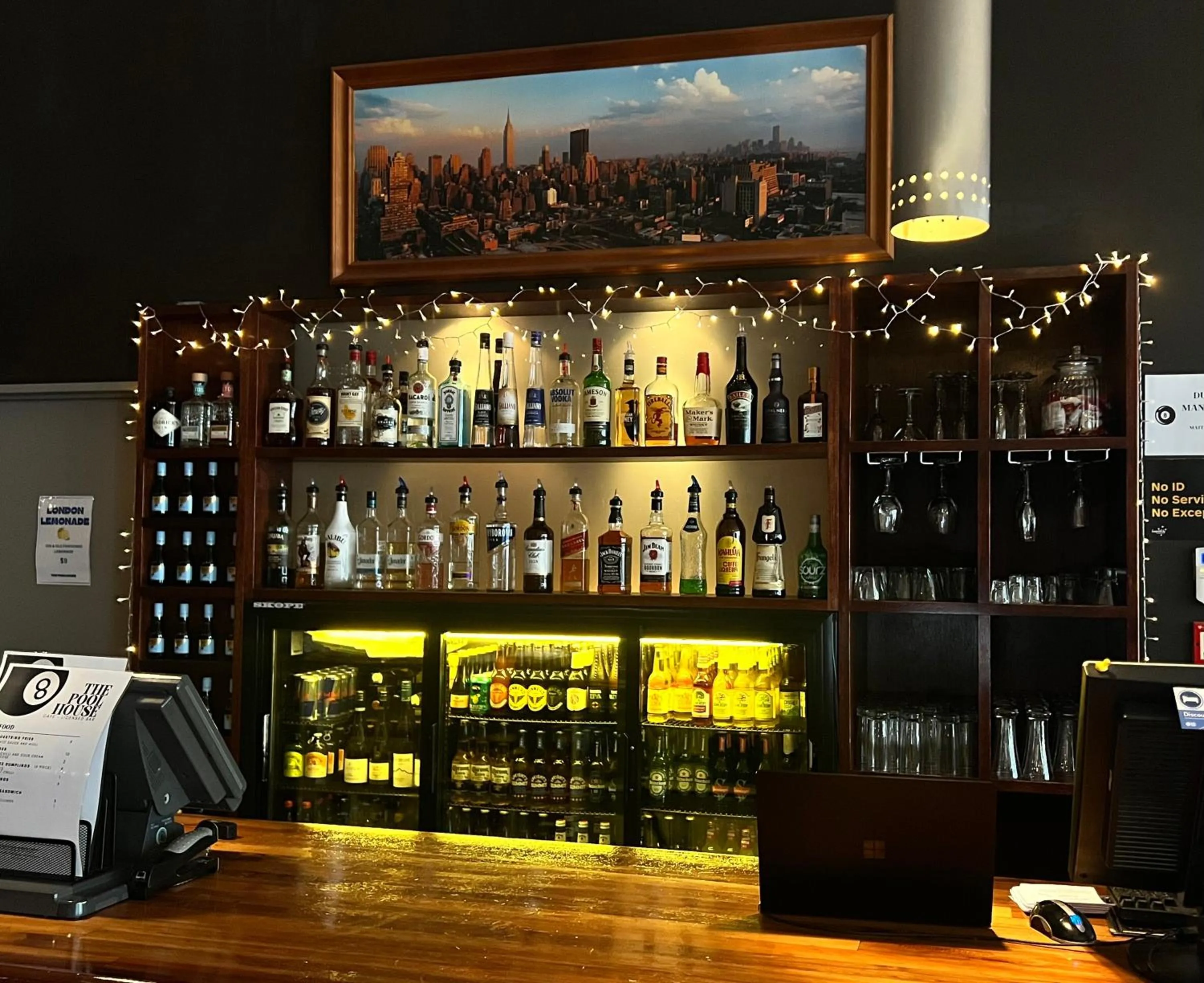 Lounge or bar in On Top Backpackers