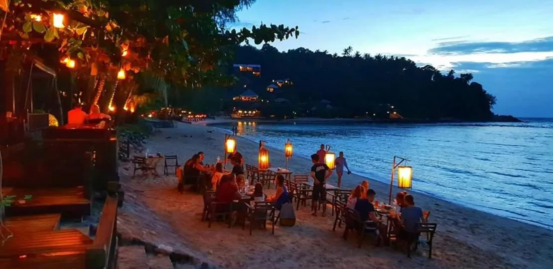 Restaurant/places to eat in Salad Hut