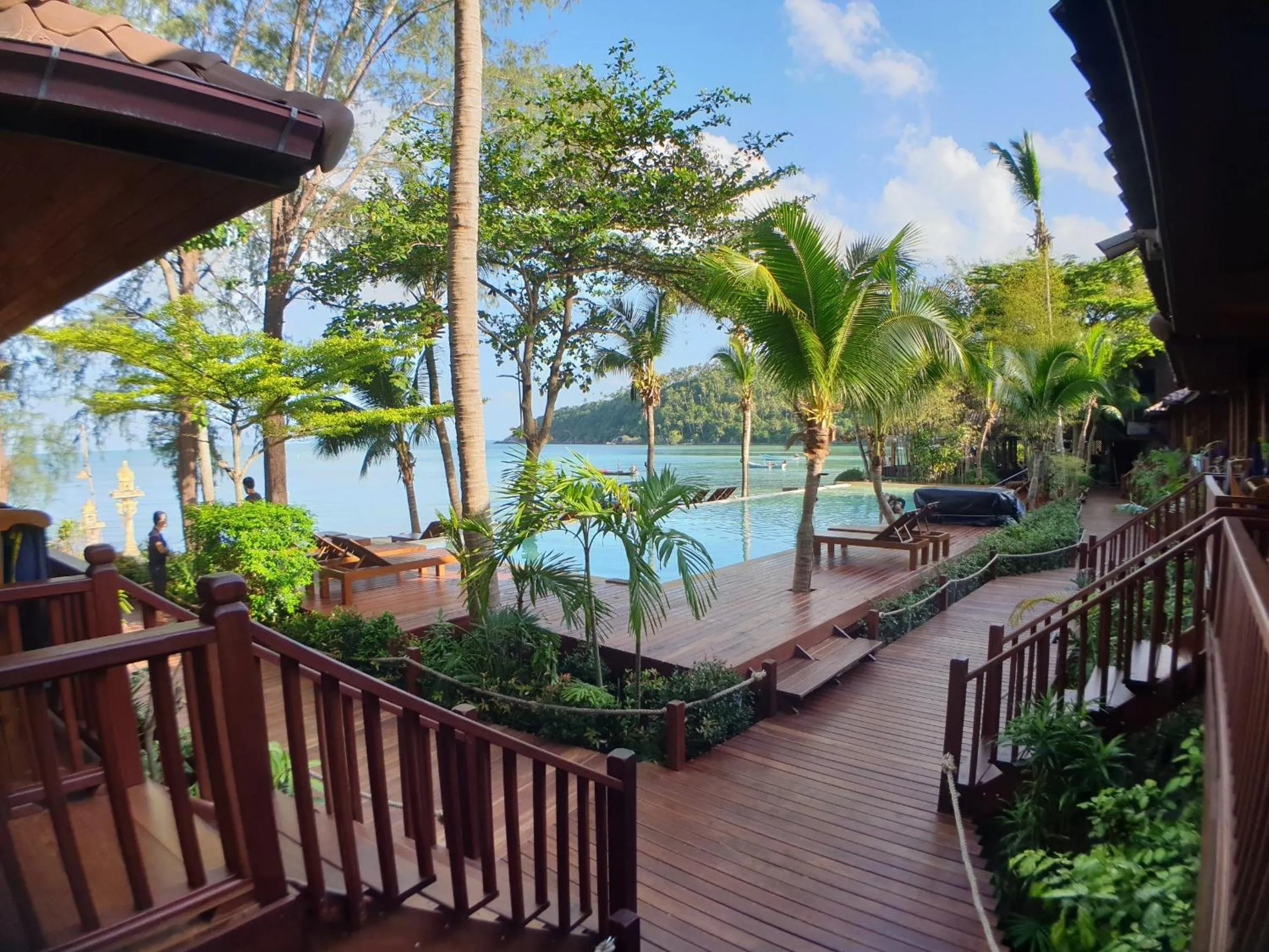 Property building in Salad Hut