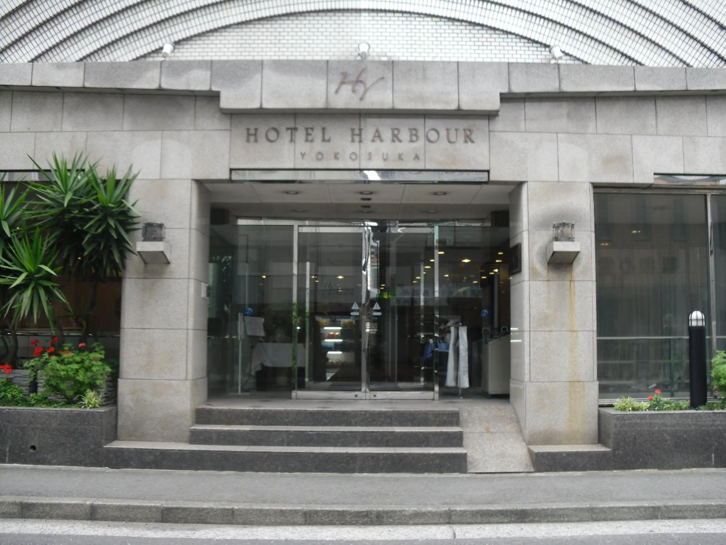 Facade/entrance in Hotel Harbour Yokosuka