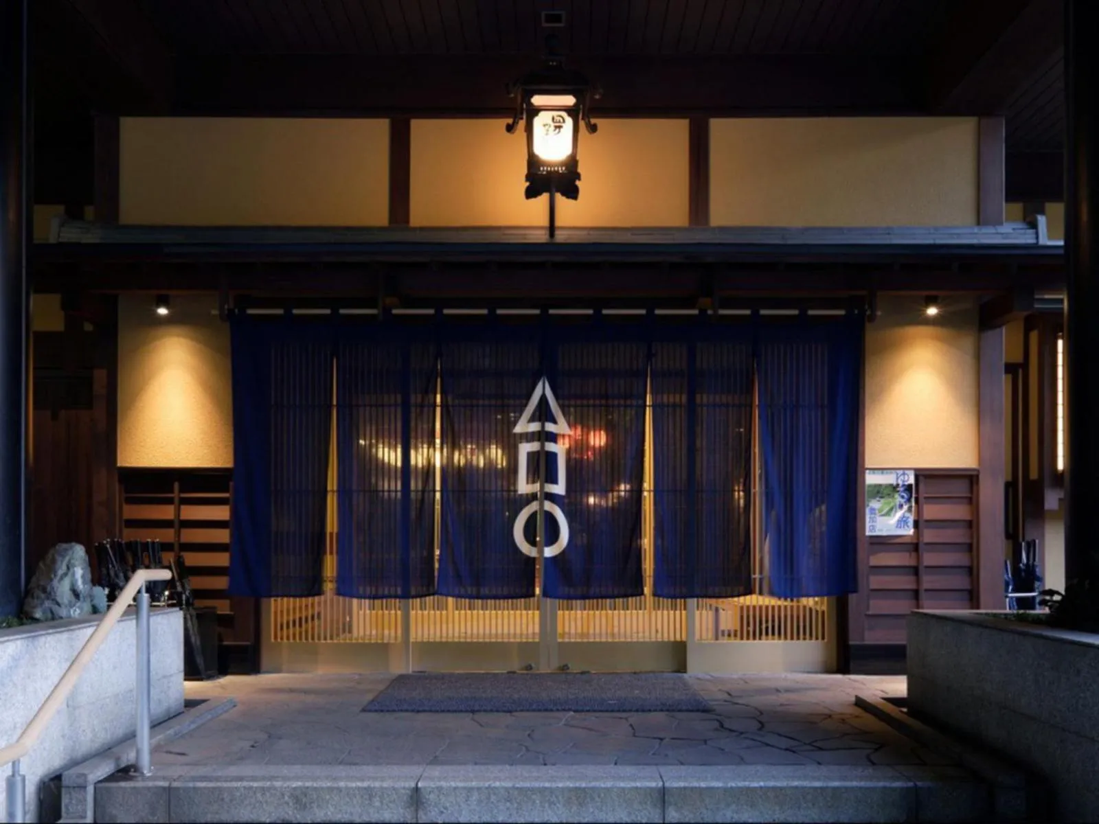 Facade/entrance in Shima Yamaguchikan