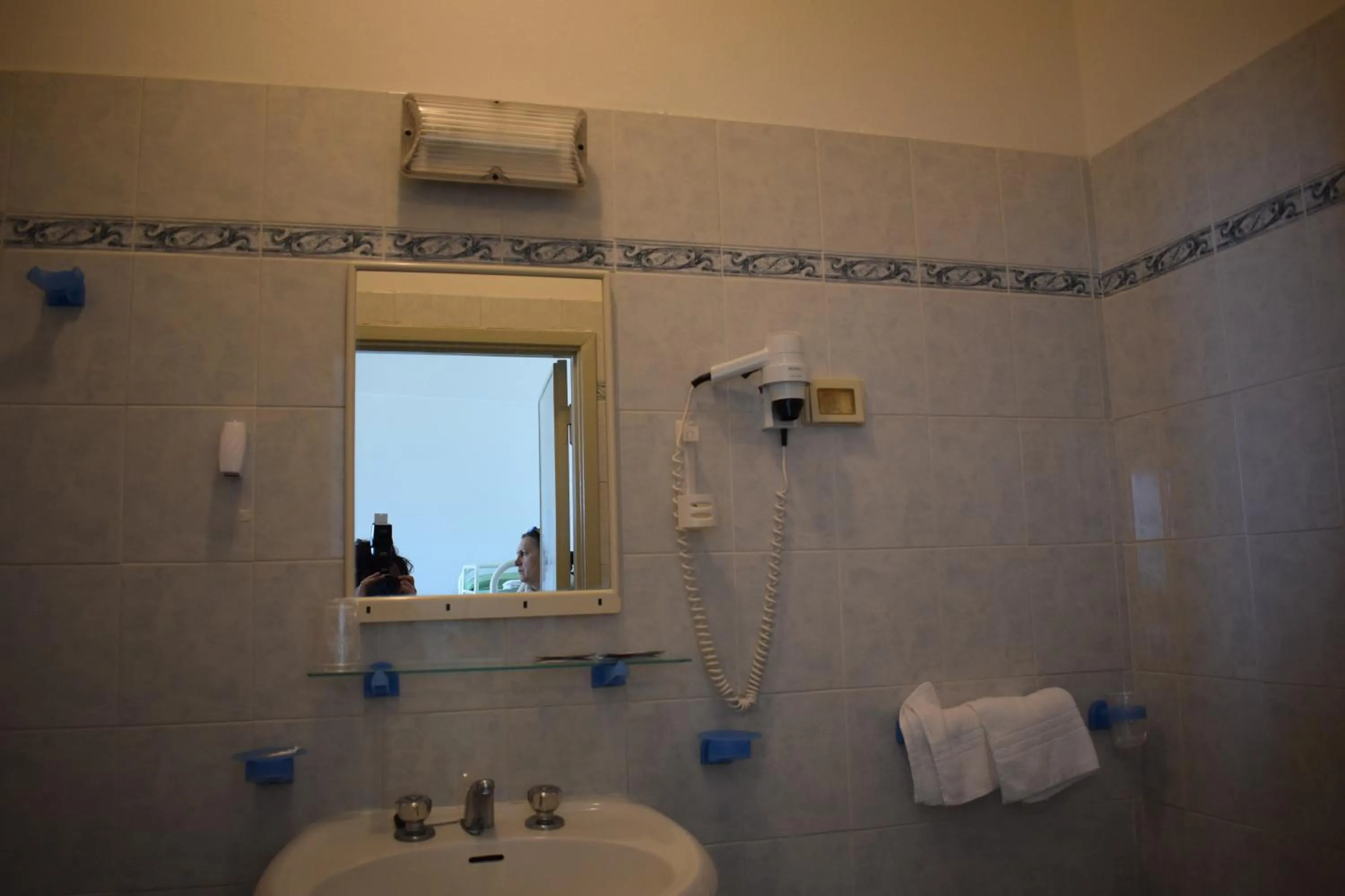 Bathroom in Hotel Astoria