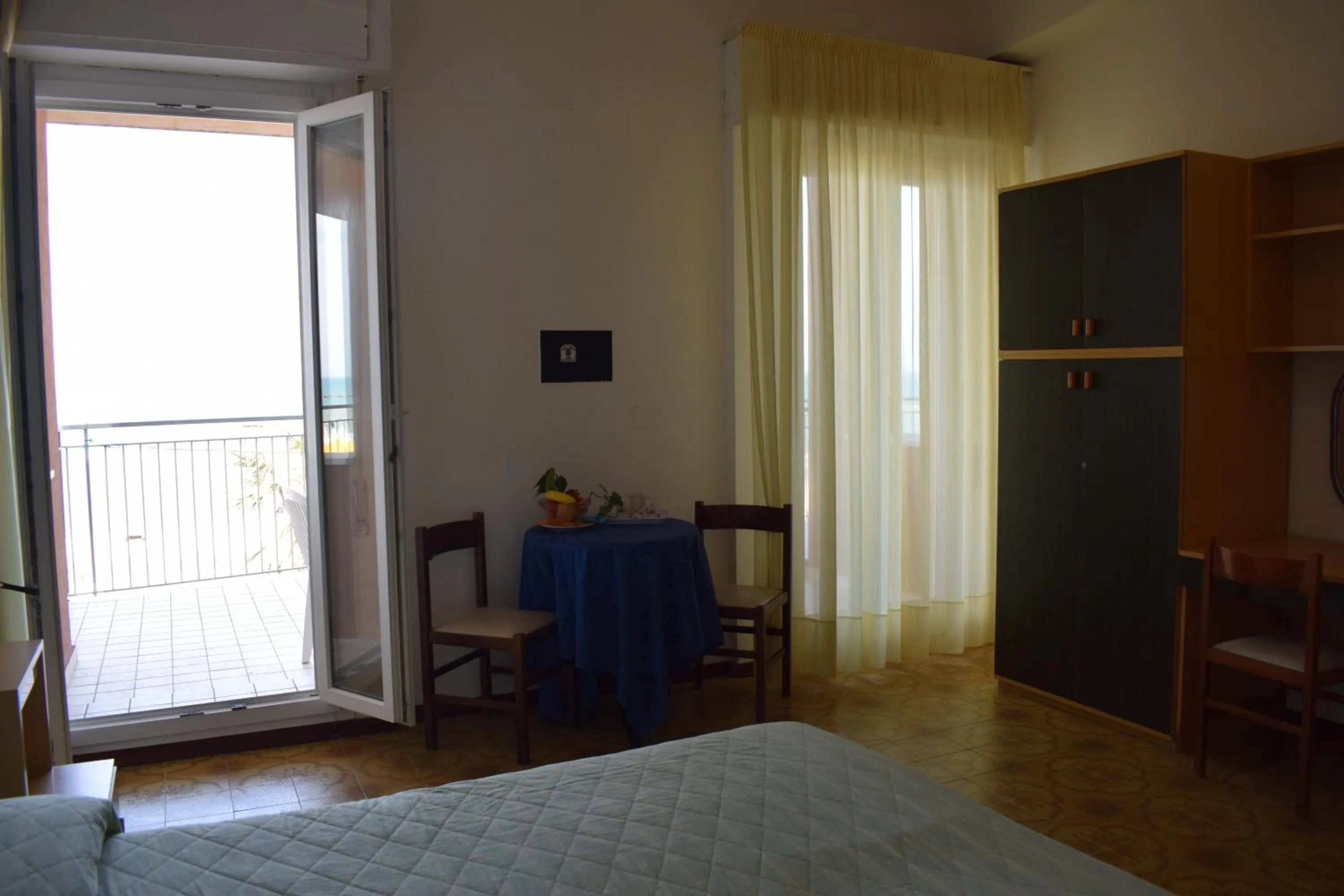 Day, Bed in Hotel Astoria