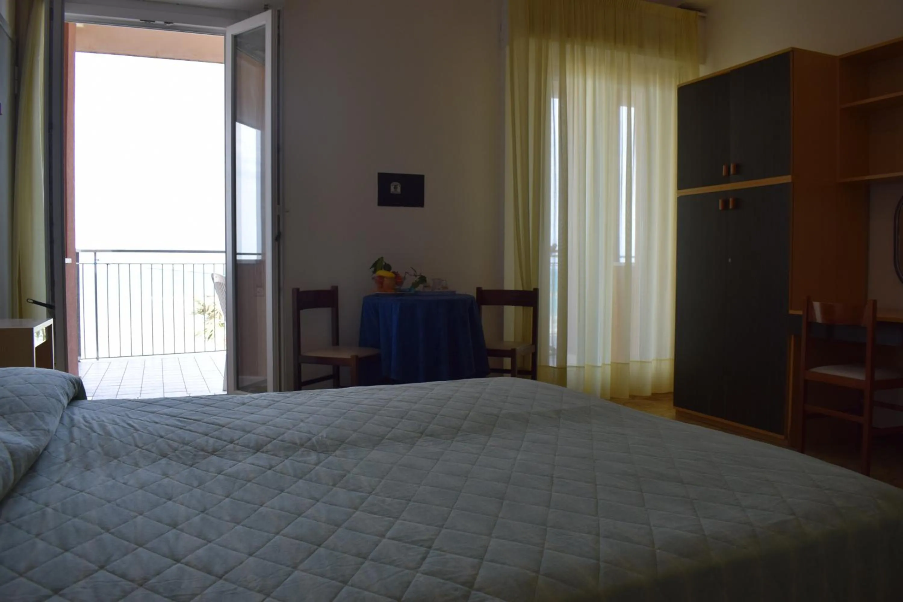 Day, Bed in Hotel Astoria