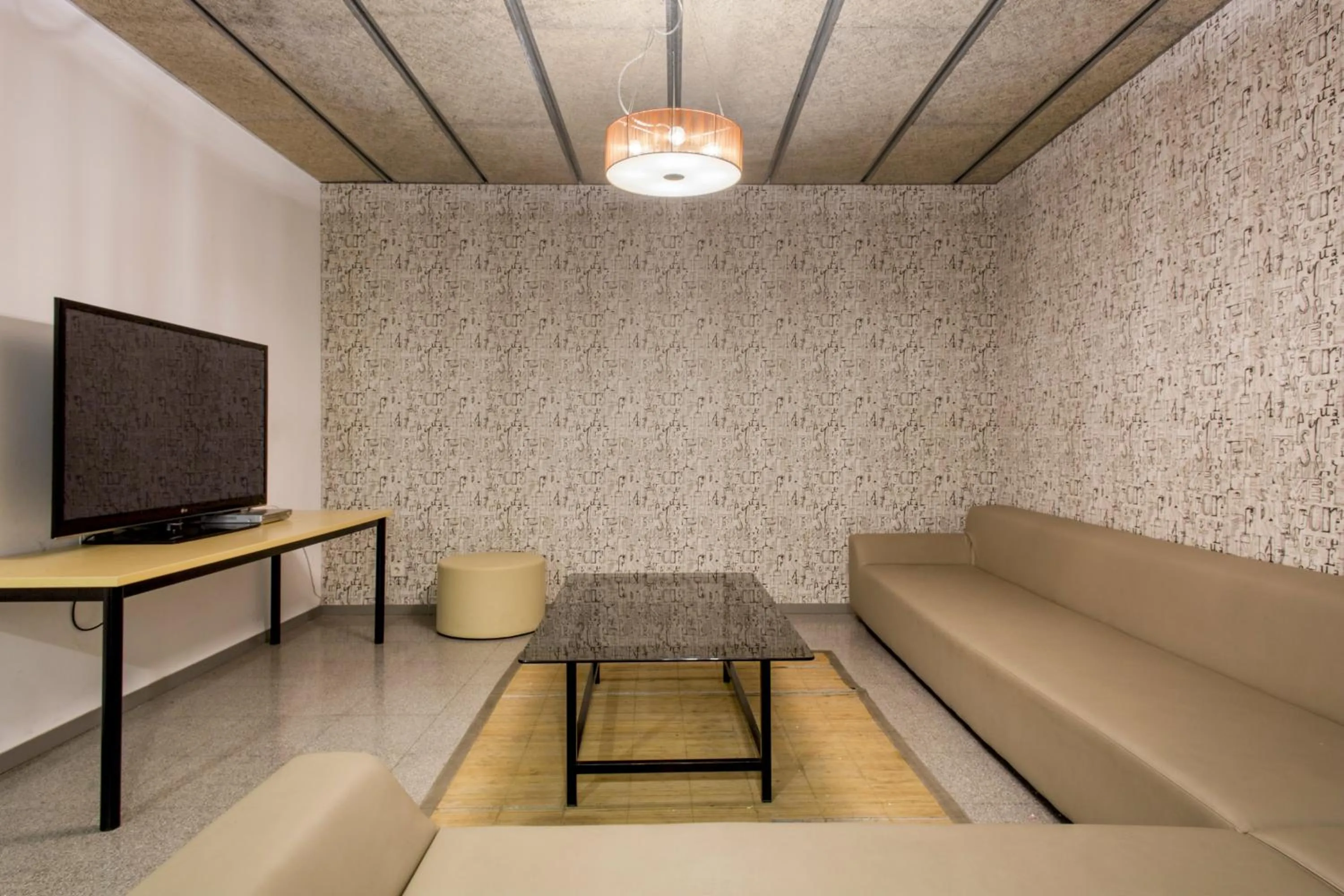 Communal lounge/ TV room in Residencia Universitaria Resa Campus de Montilivi