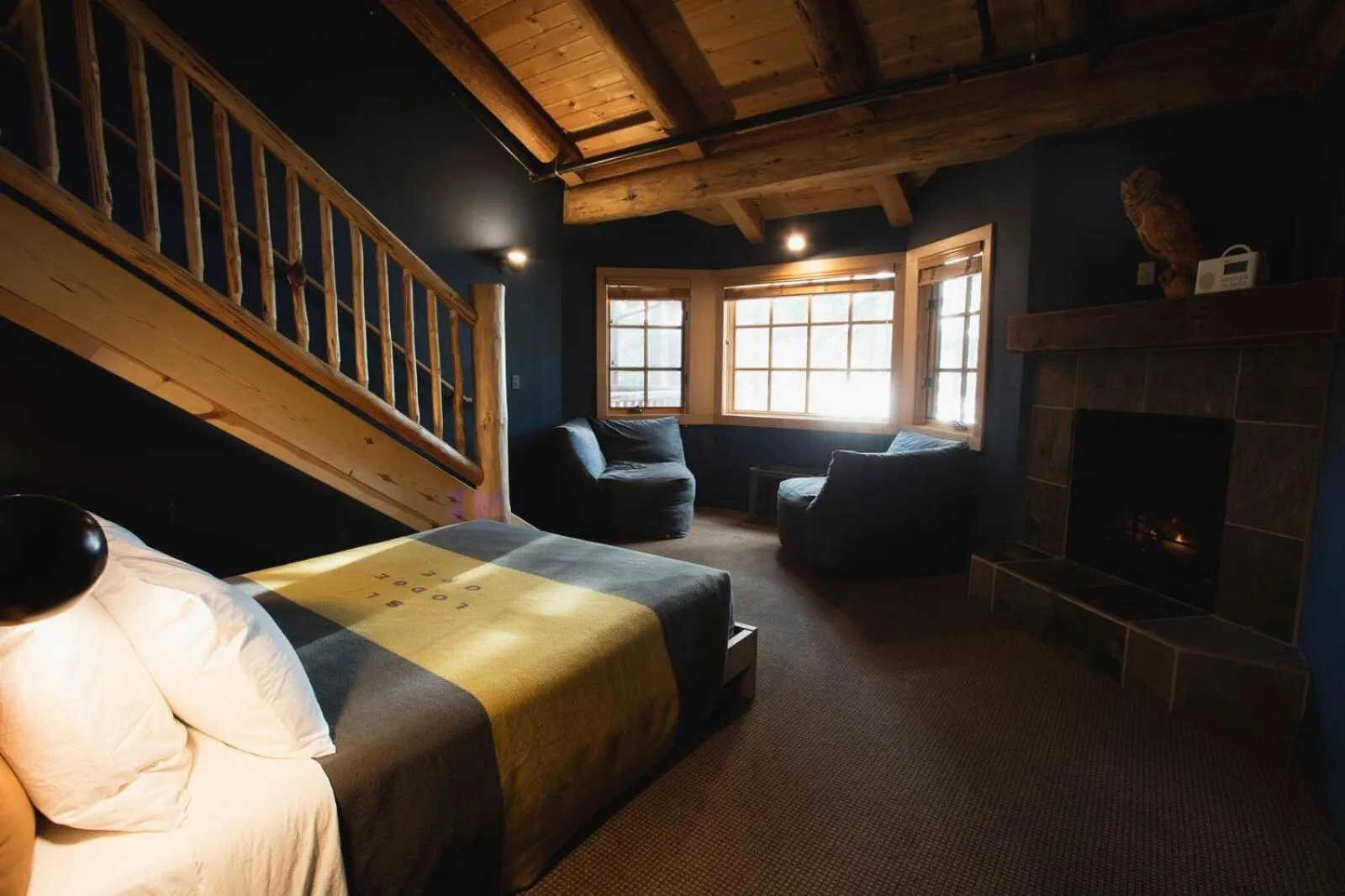 Photo of the whole room in The Suttle Lodge & Boathouse