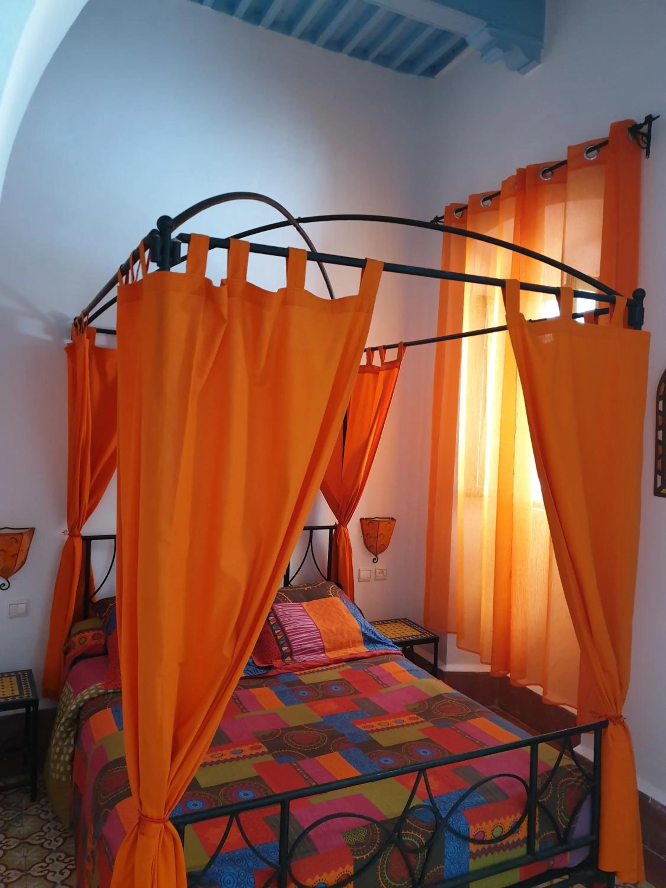 Bed in Riad Sidi Magdoul