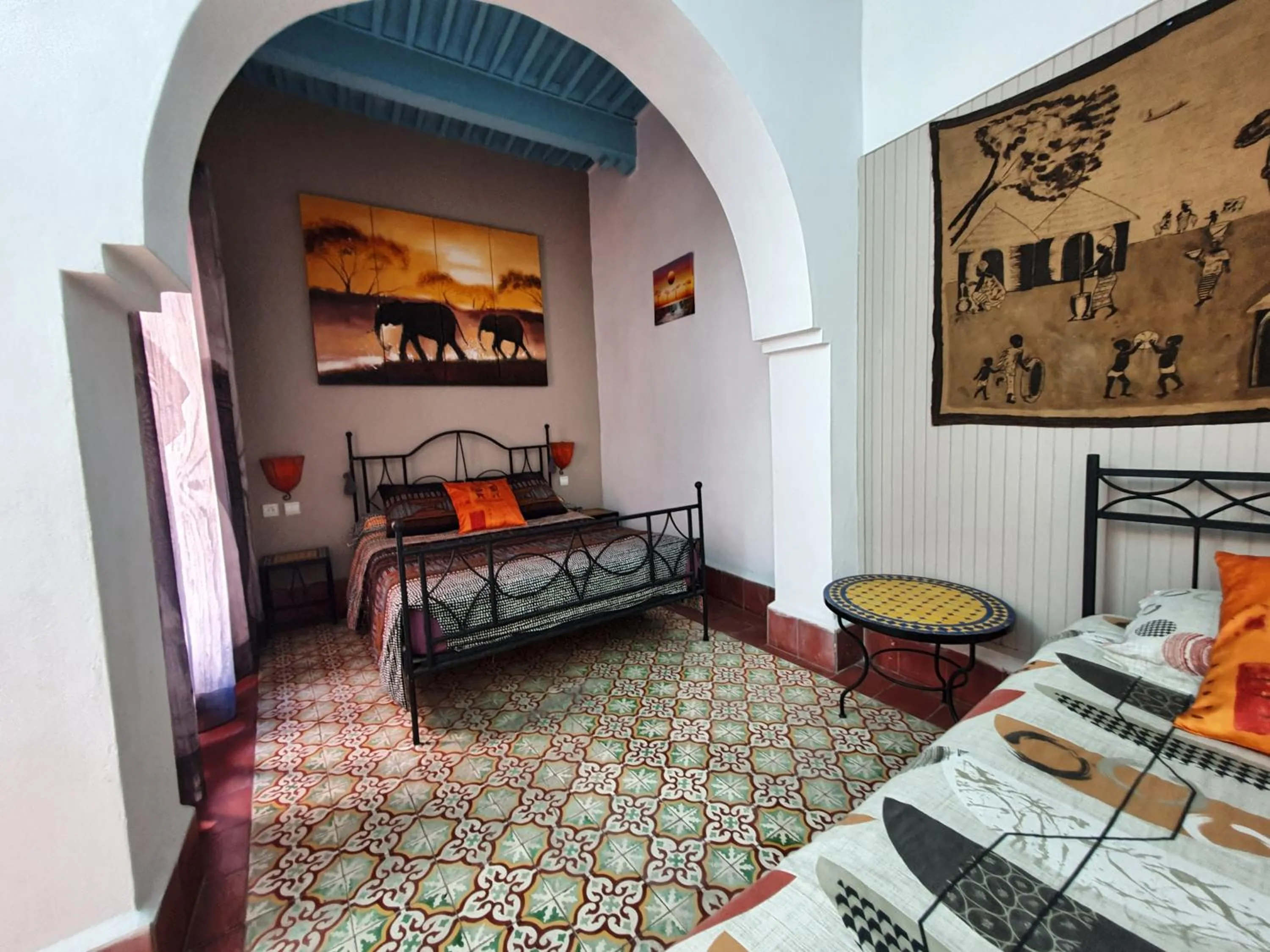 Photo of the whole room, Bed in Riad Sidi Magdoul