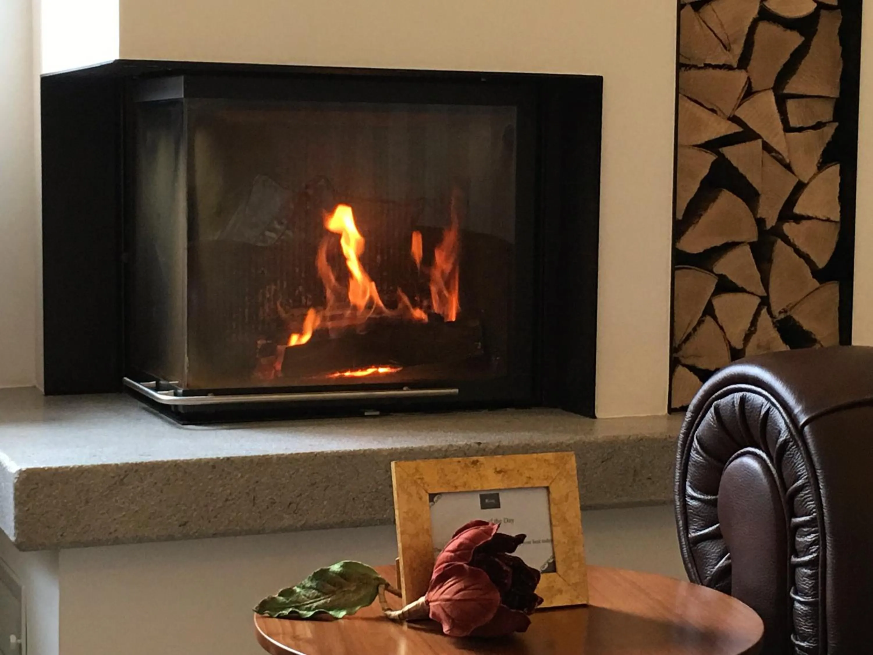 Communal lounge/ TV room in Kotnik Superior Boutique Hotel