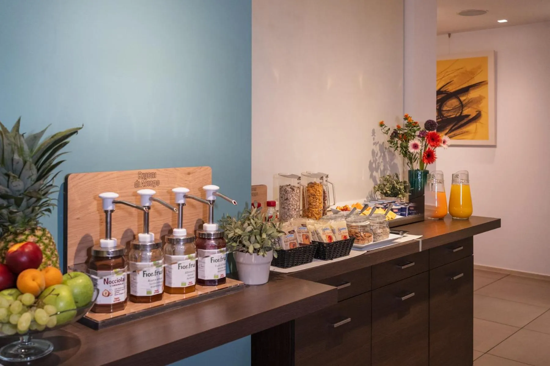 Breakfast in Hotel Dimorae Rooms and Suites - Apartments