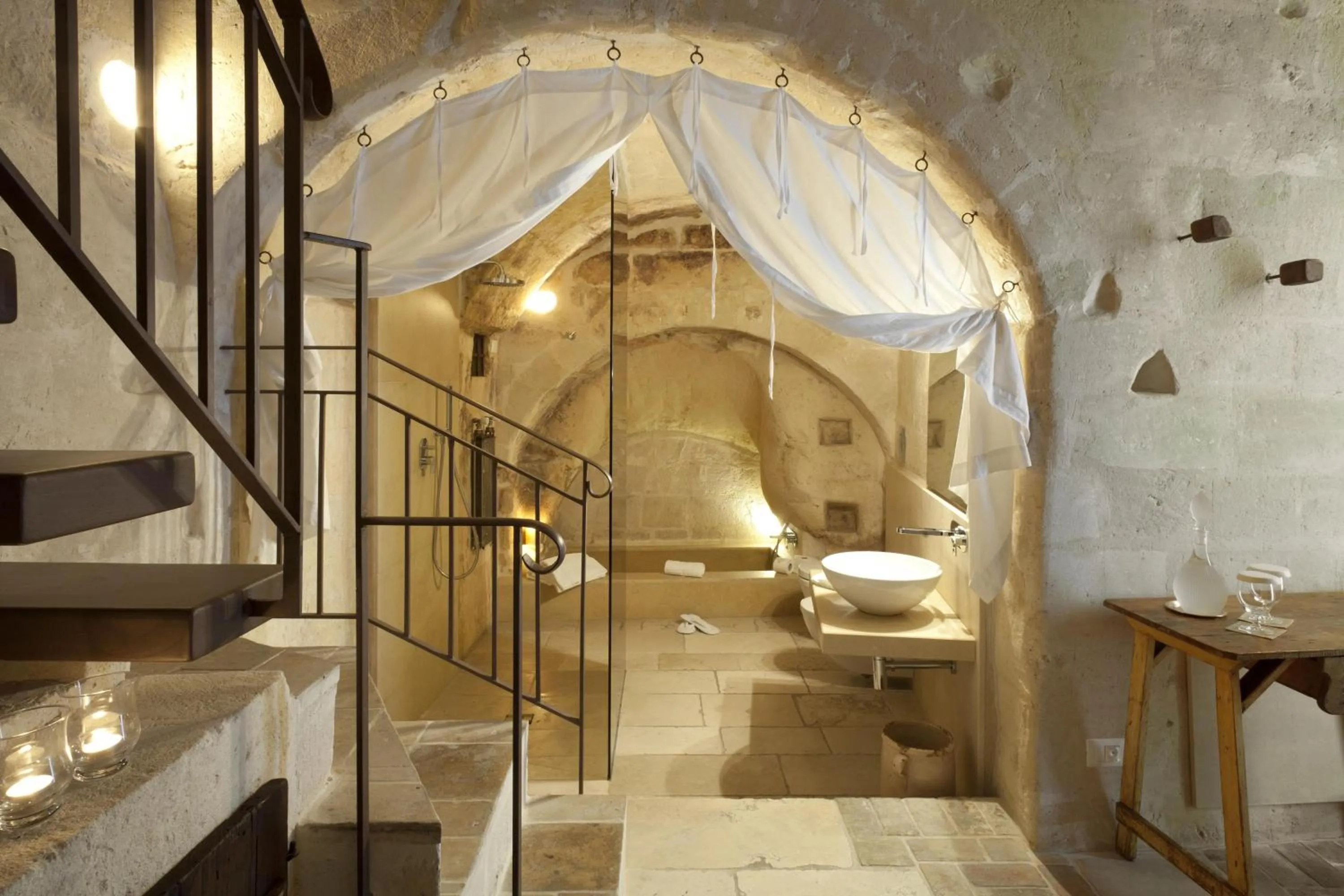 Shower in Corte San Pietro