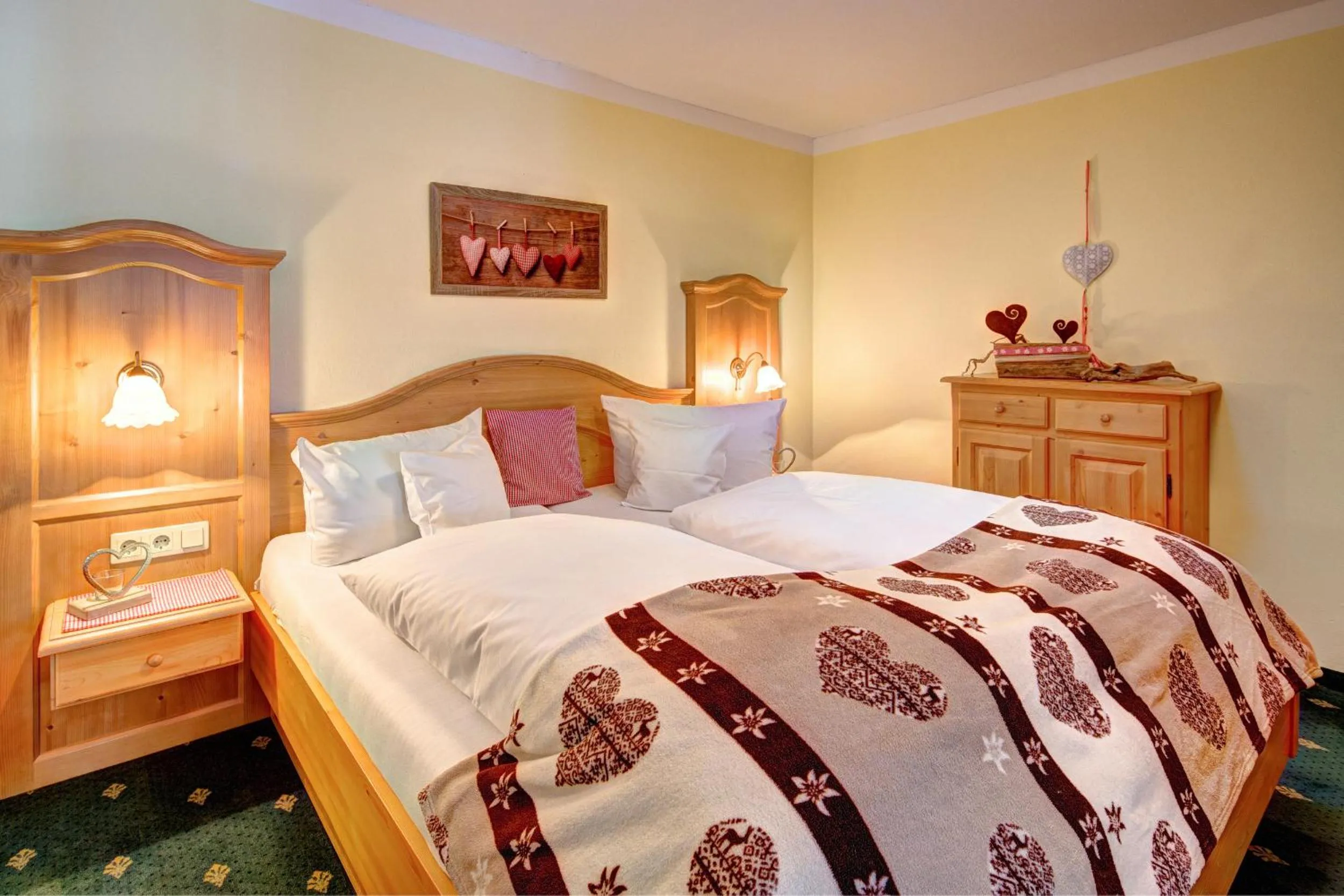 Bedroom, Bed in Seehotel Hartung & Ferienappartements