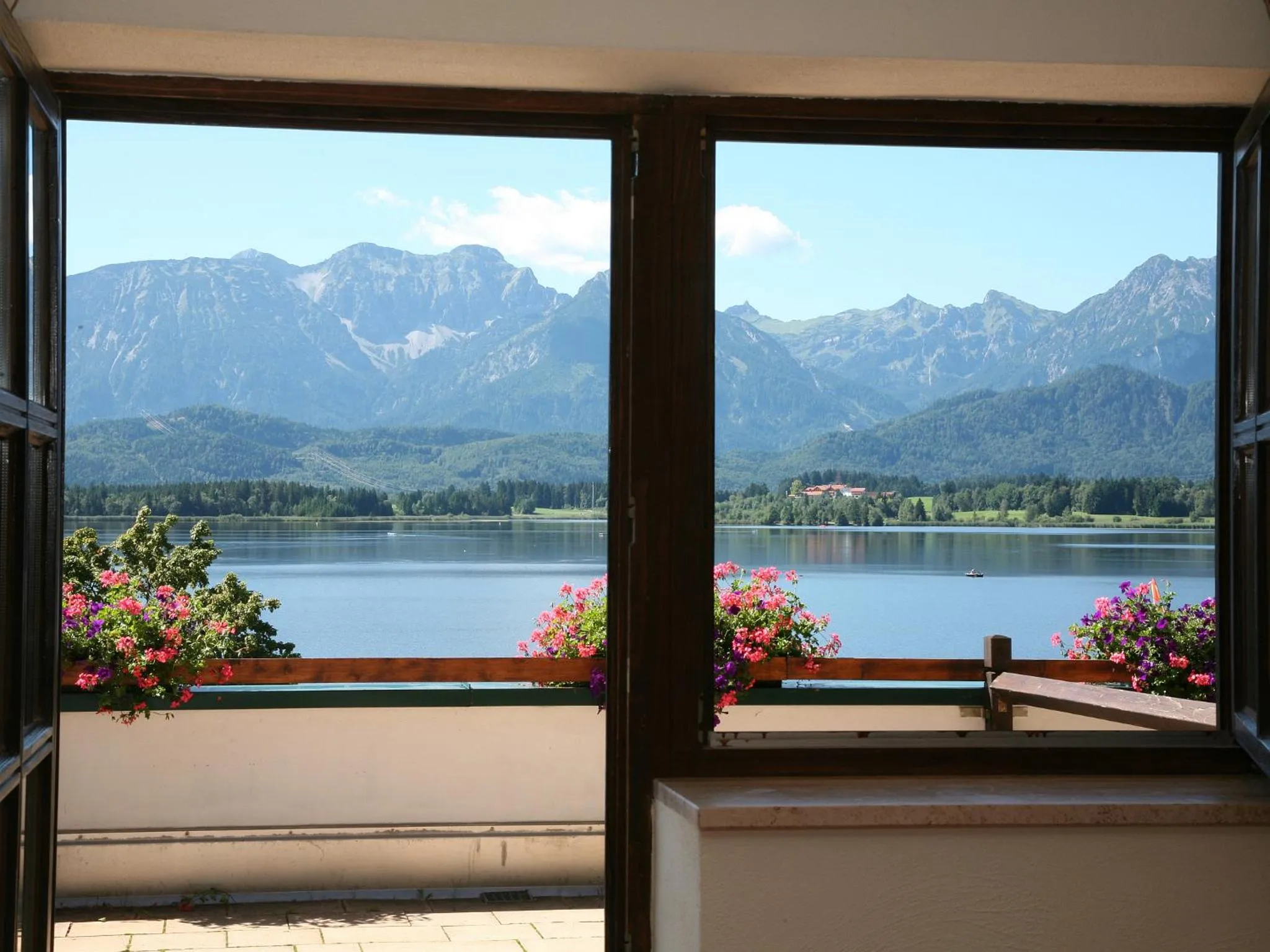 Bedroom in Seehotel Hartung & Ferienappartements