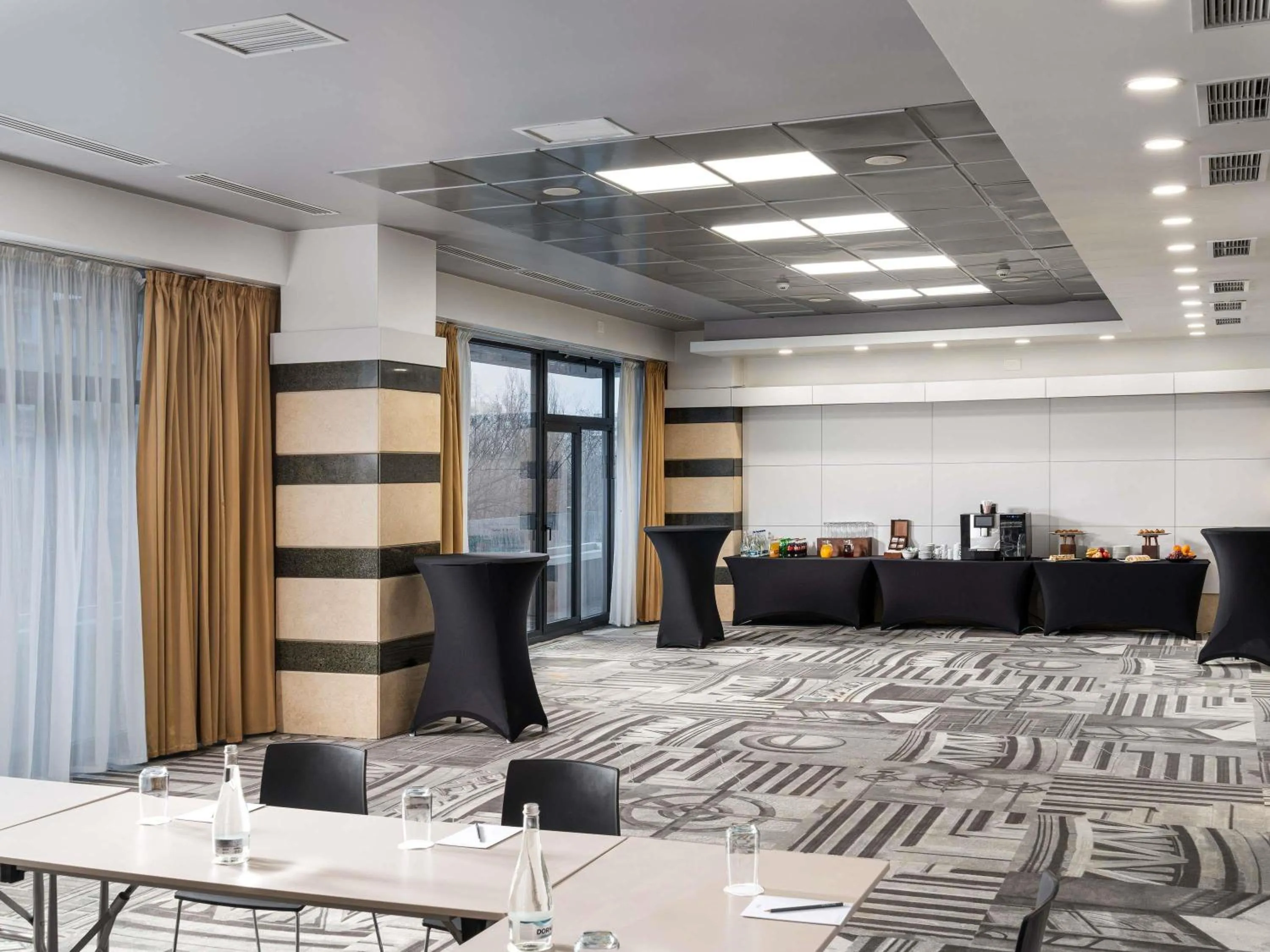 Meeting/conference room in Mercure Bucharest Unirii