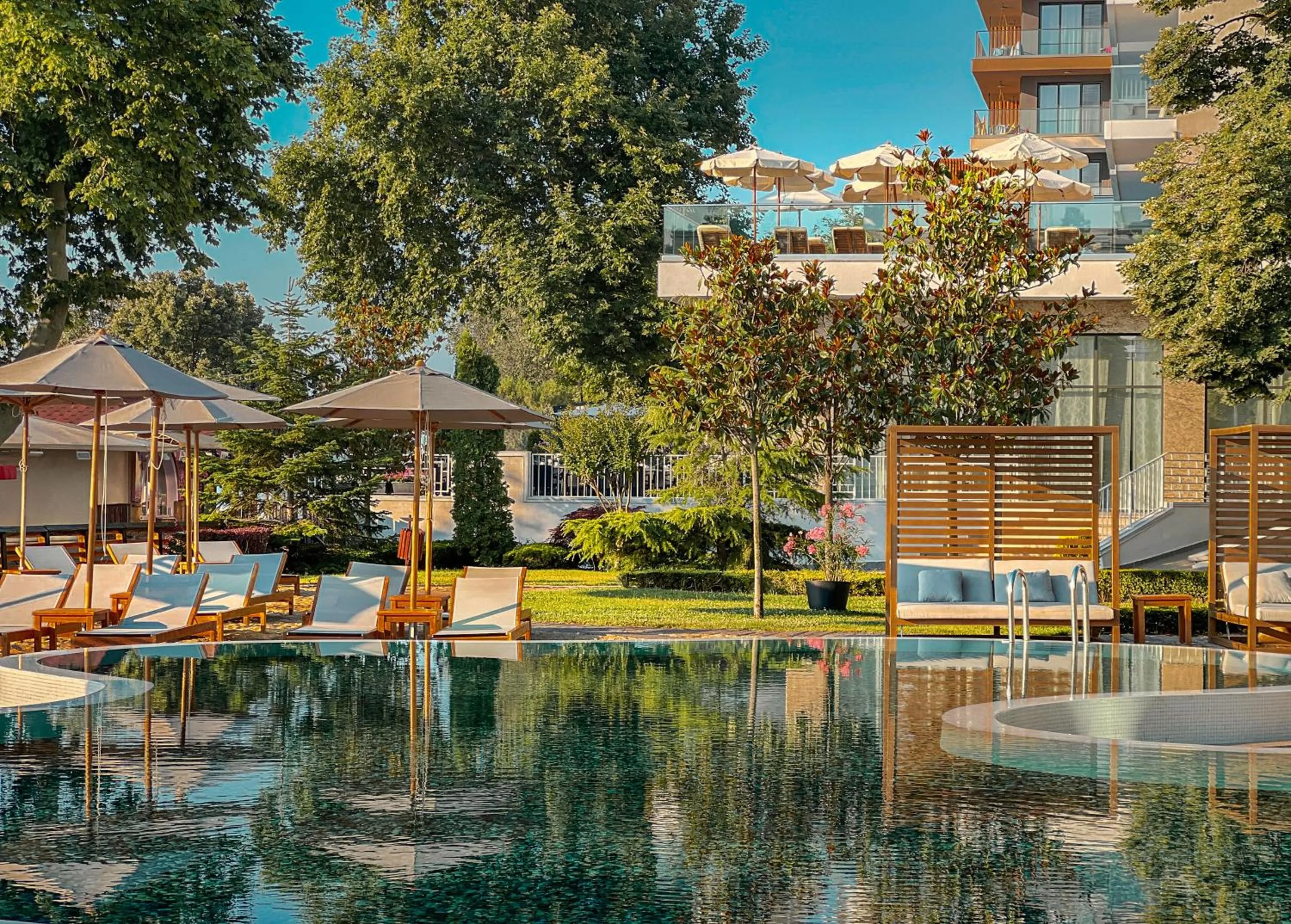 Swimming pool in GRIFID Metropol Hotel - Premium All inclusive & Private Beach - Adults Only