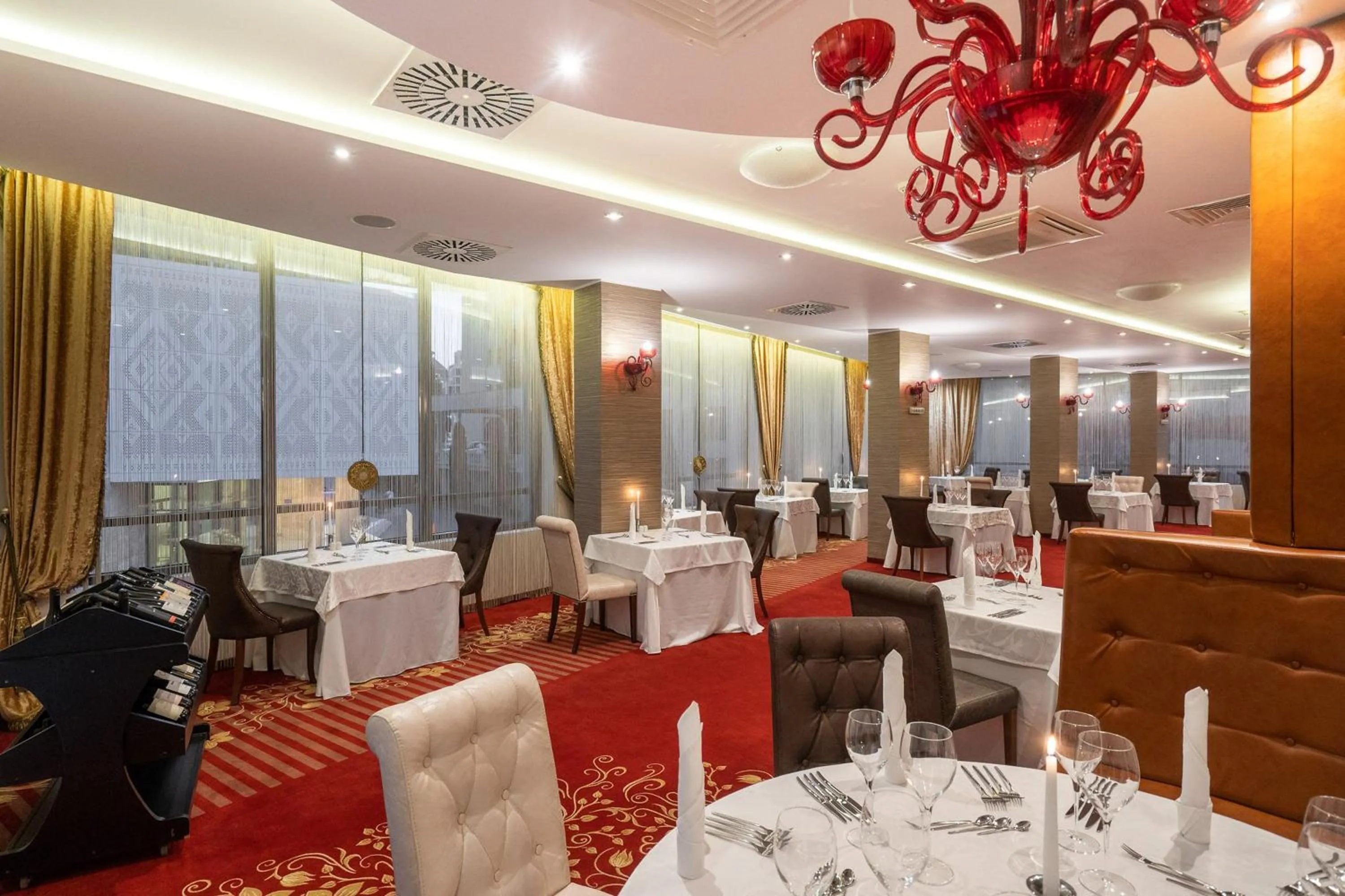 Restaurant/places to eat in GRIFID Metropol Hotel - Premium All inclusive & Private Beach - Adults Only