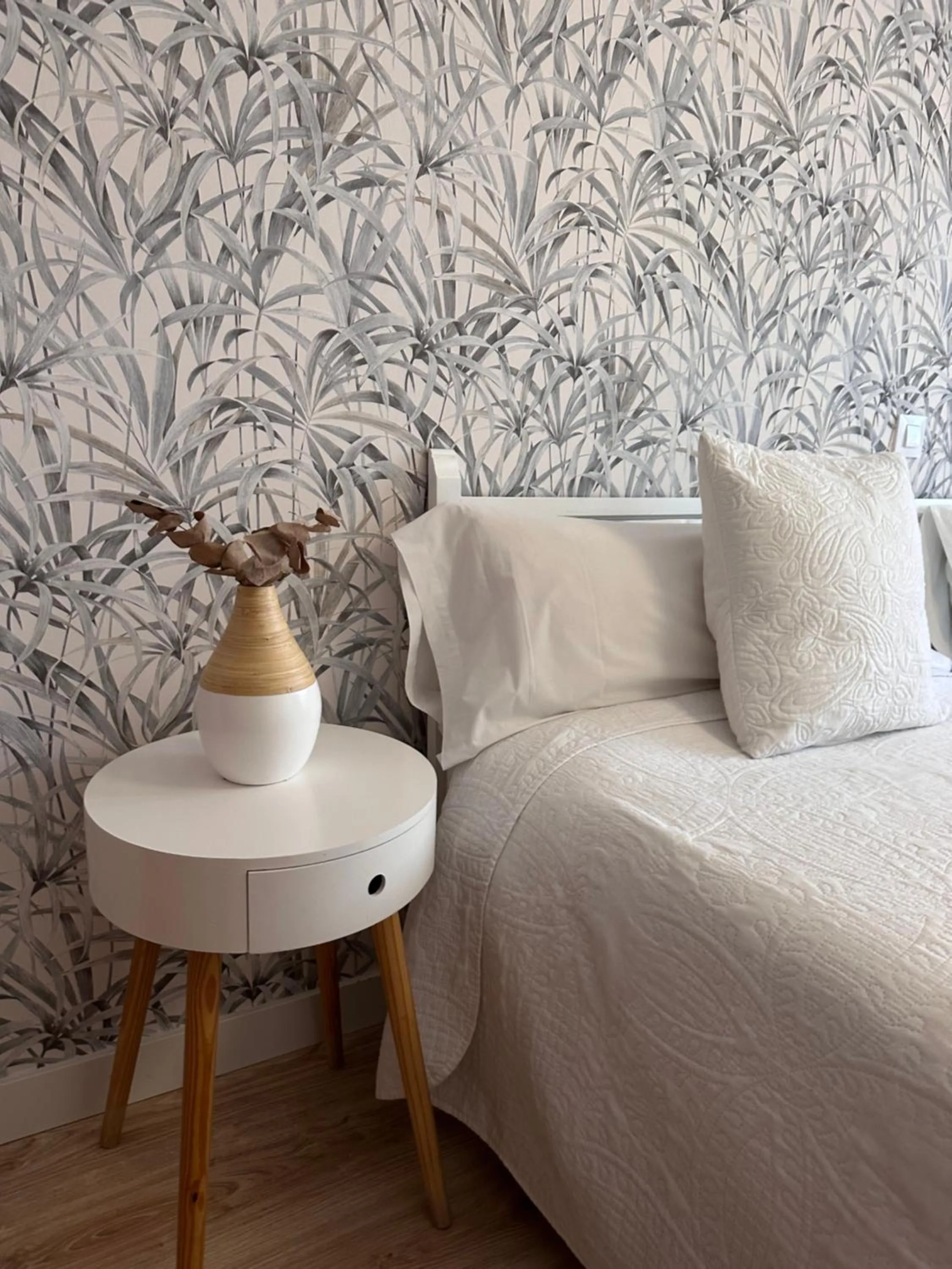 Decorative detail, Bed in Hotel Consuegra