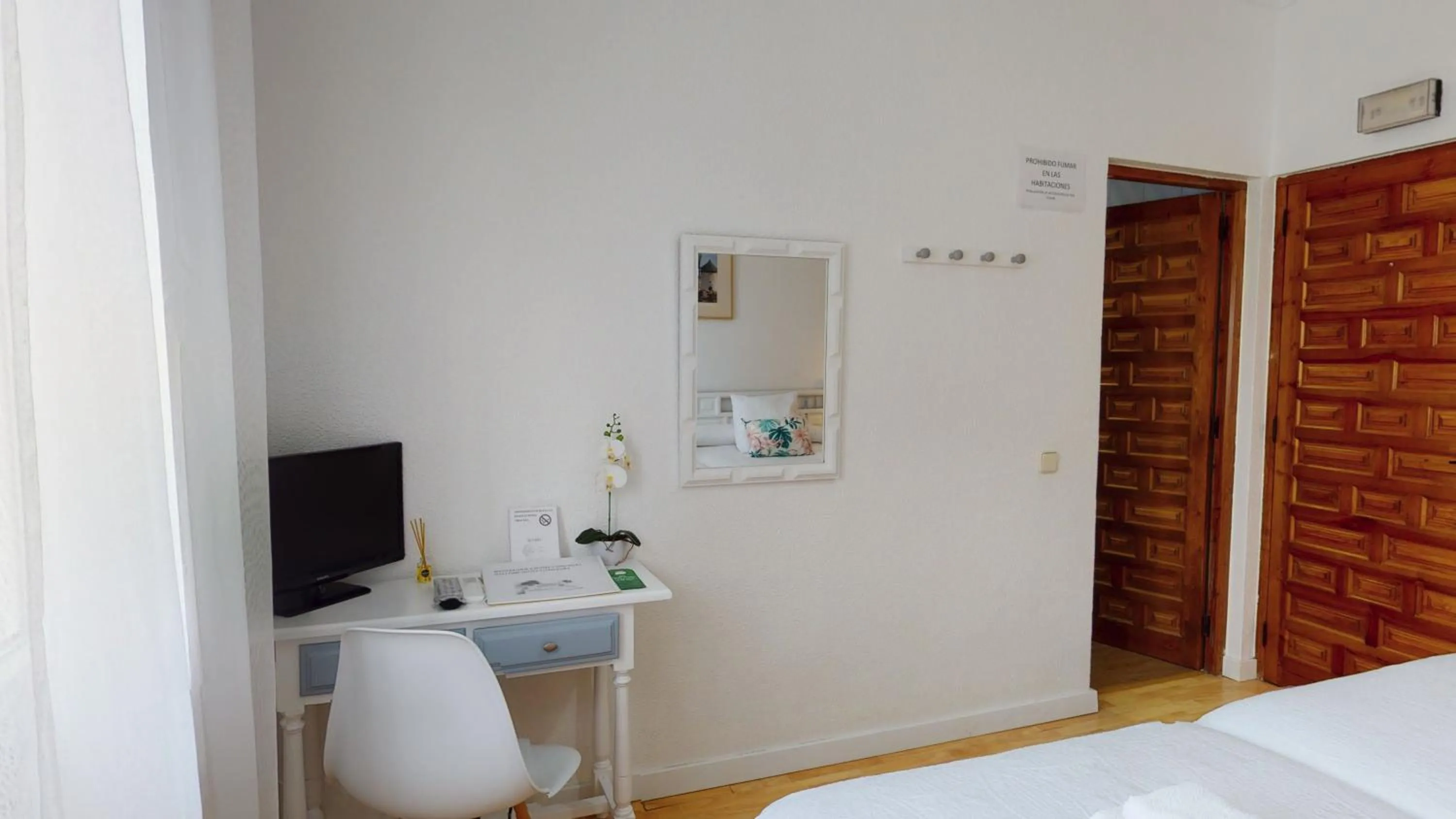 Bed in Hotel Consuegra