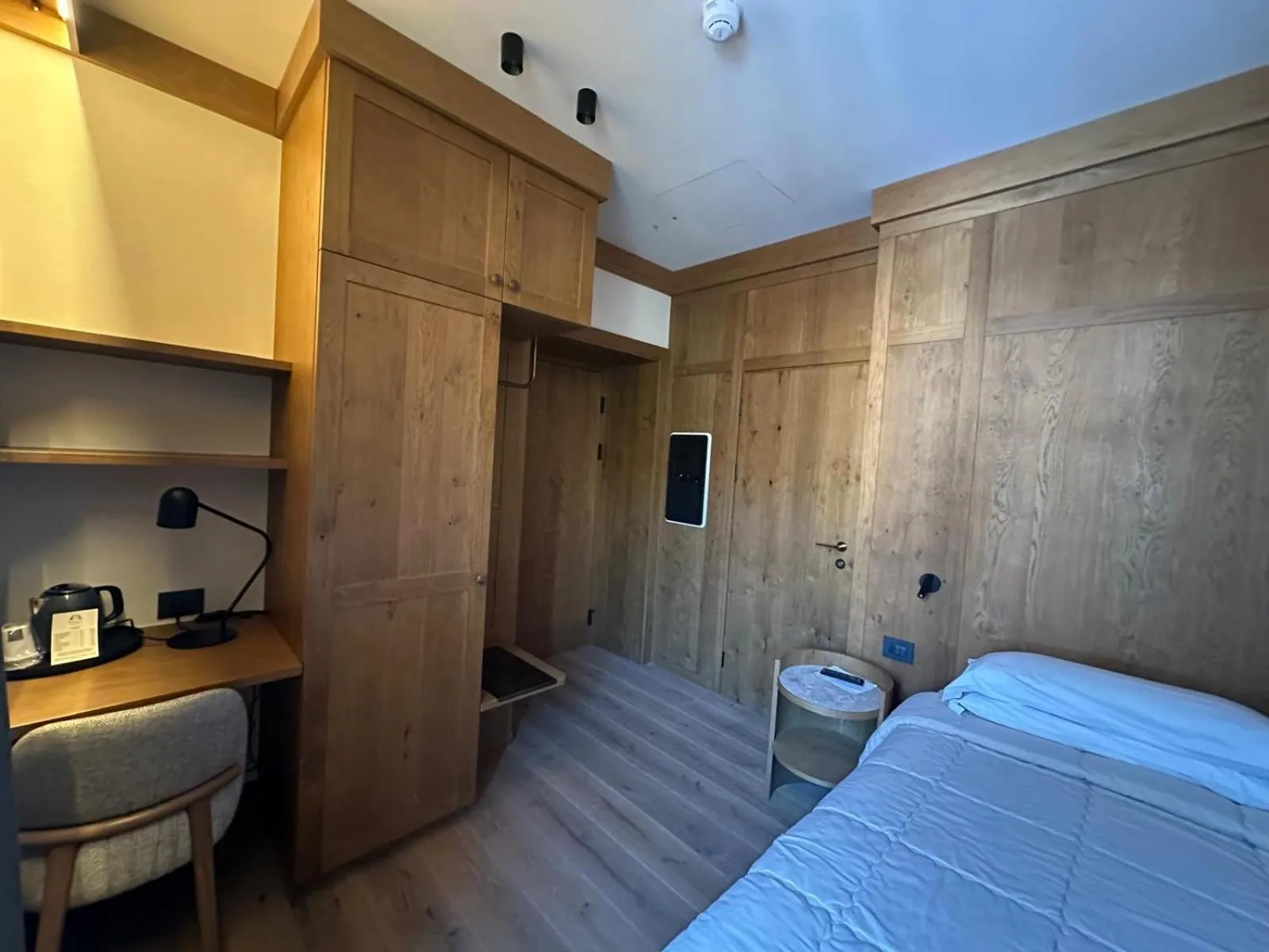 Bed in Hotel Serena Cortina