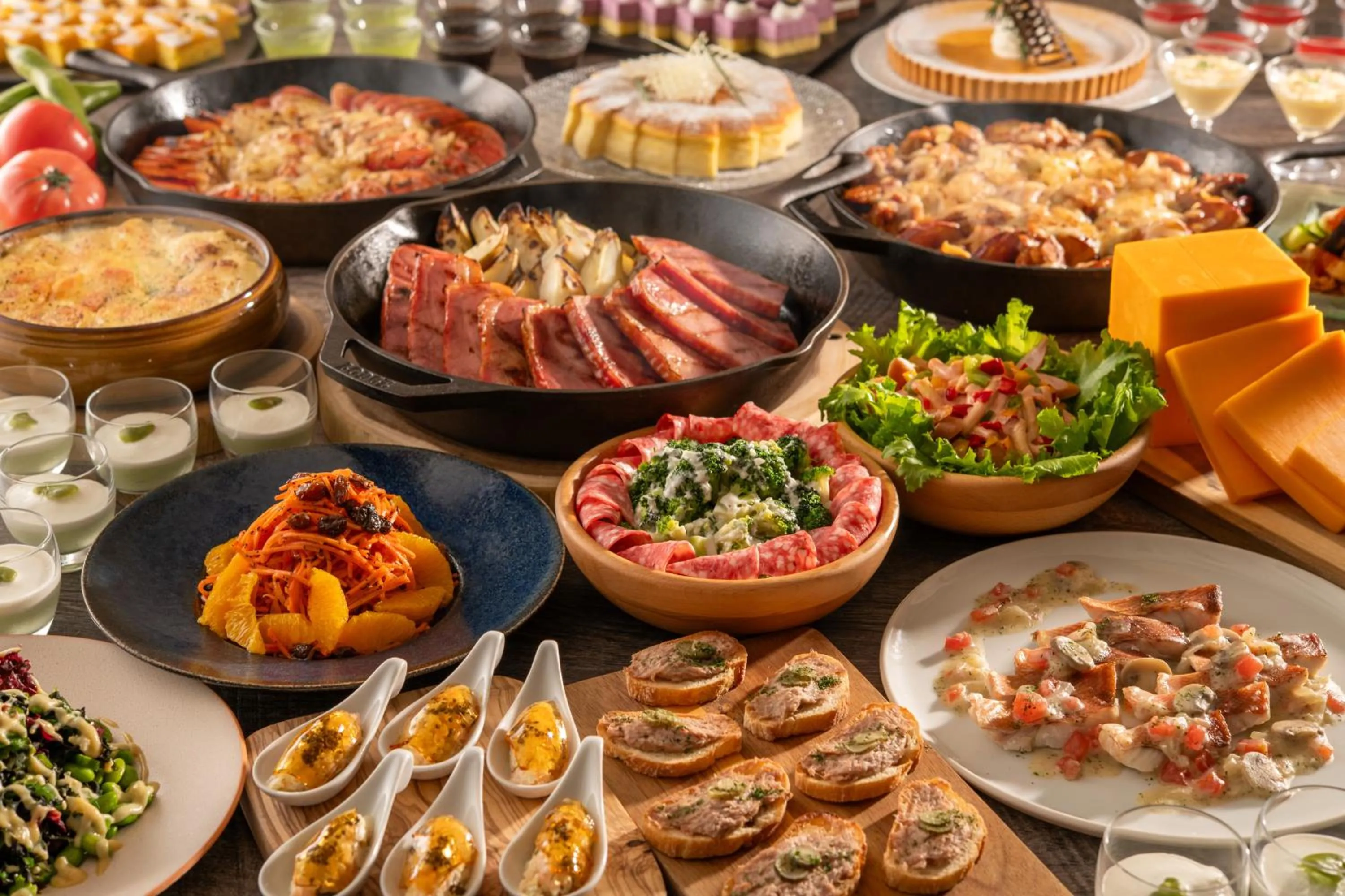 Restaurant/places to eat in Art Hotel Narita