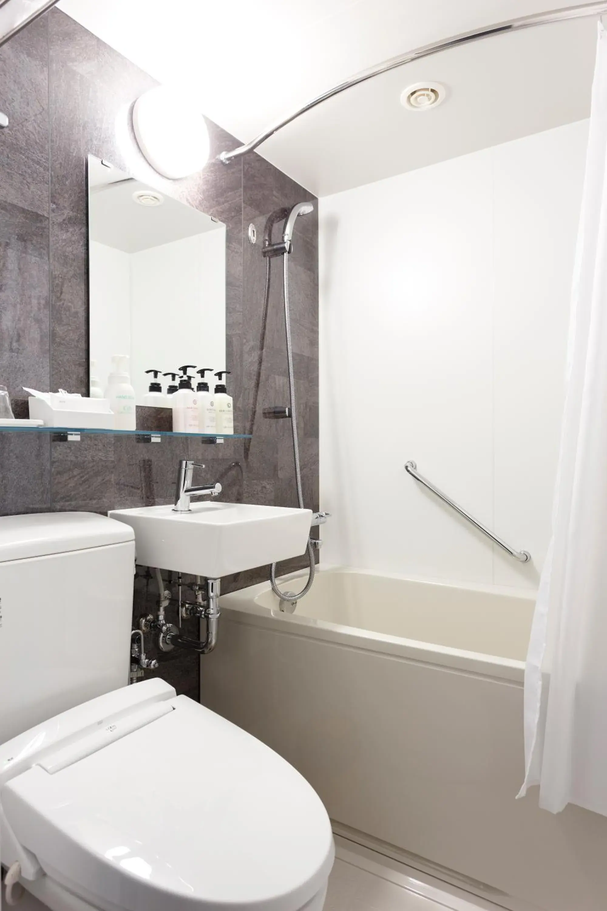 Standard Twin Room - single occupancy - Non-Smoking in Art Hotel Narita Standard Twin Room - single occupancy - Non-Smoking in Art Hotel Narita