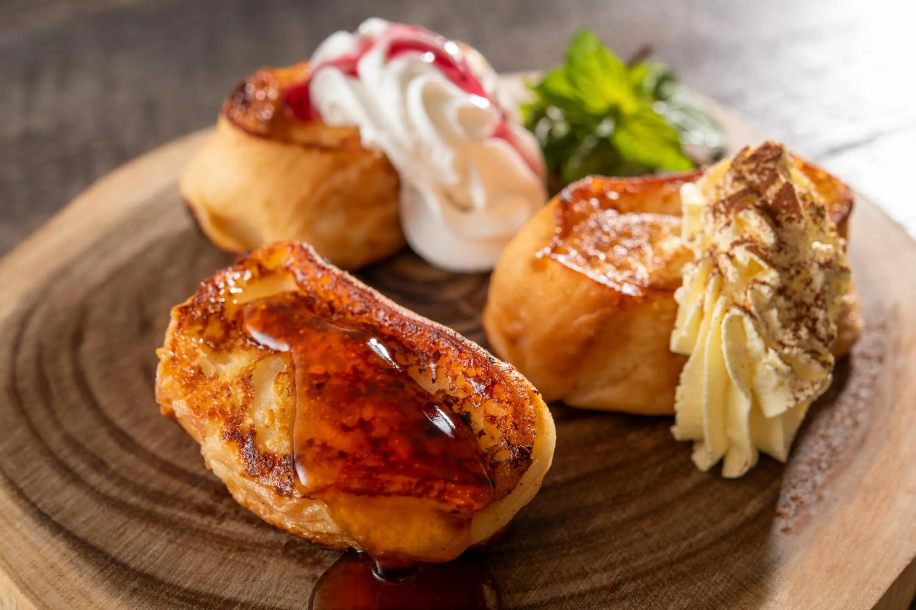 Restaurant/places to eat in Art Hotel Narita