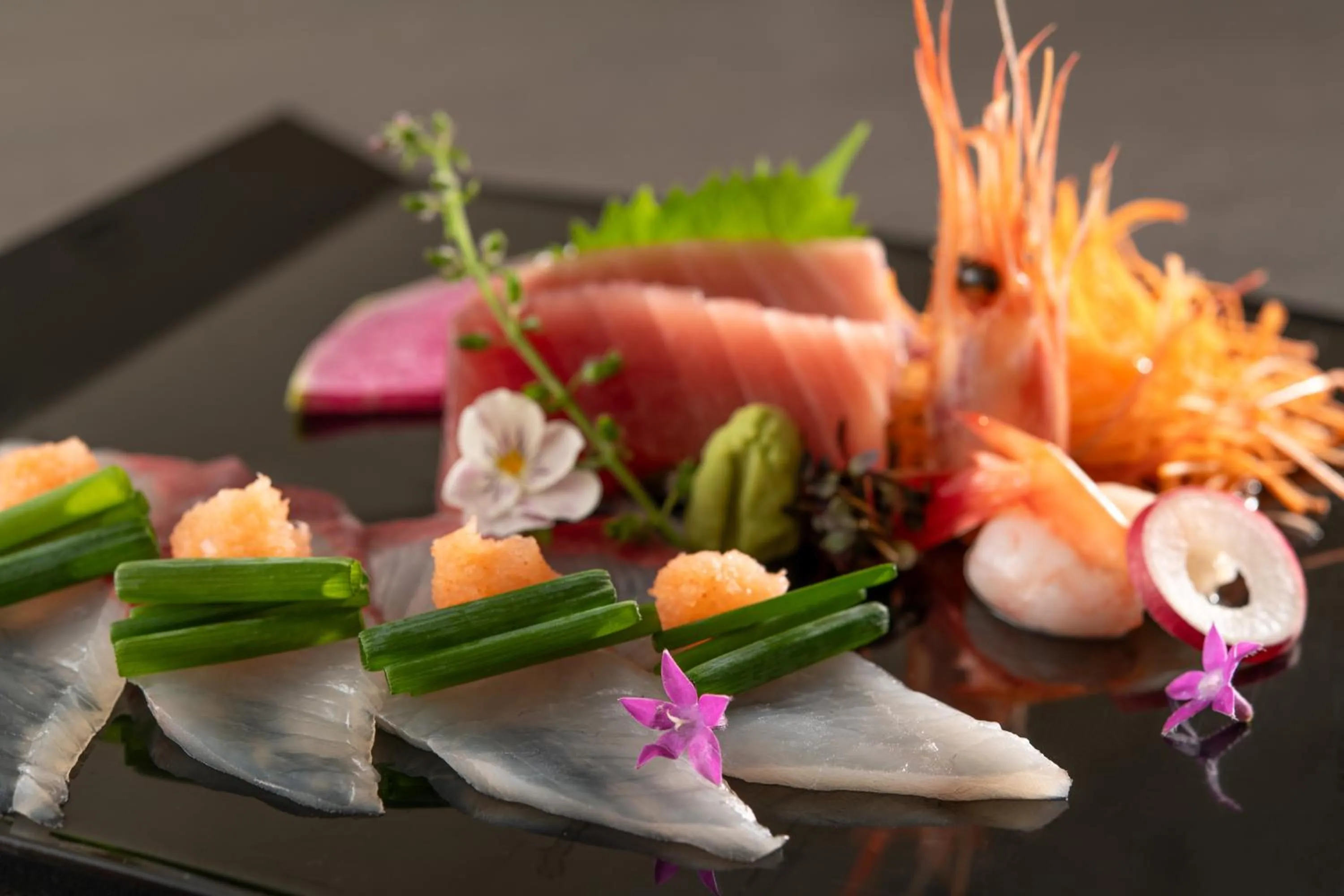 Restaurant/places to eat in Art Hotel Narita