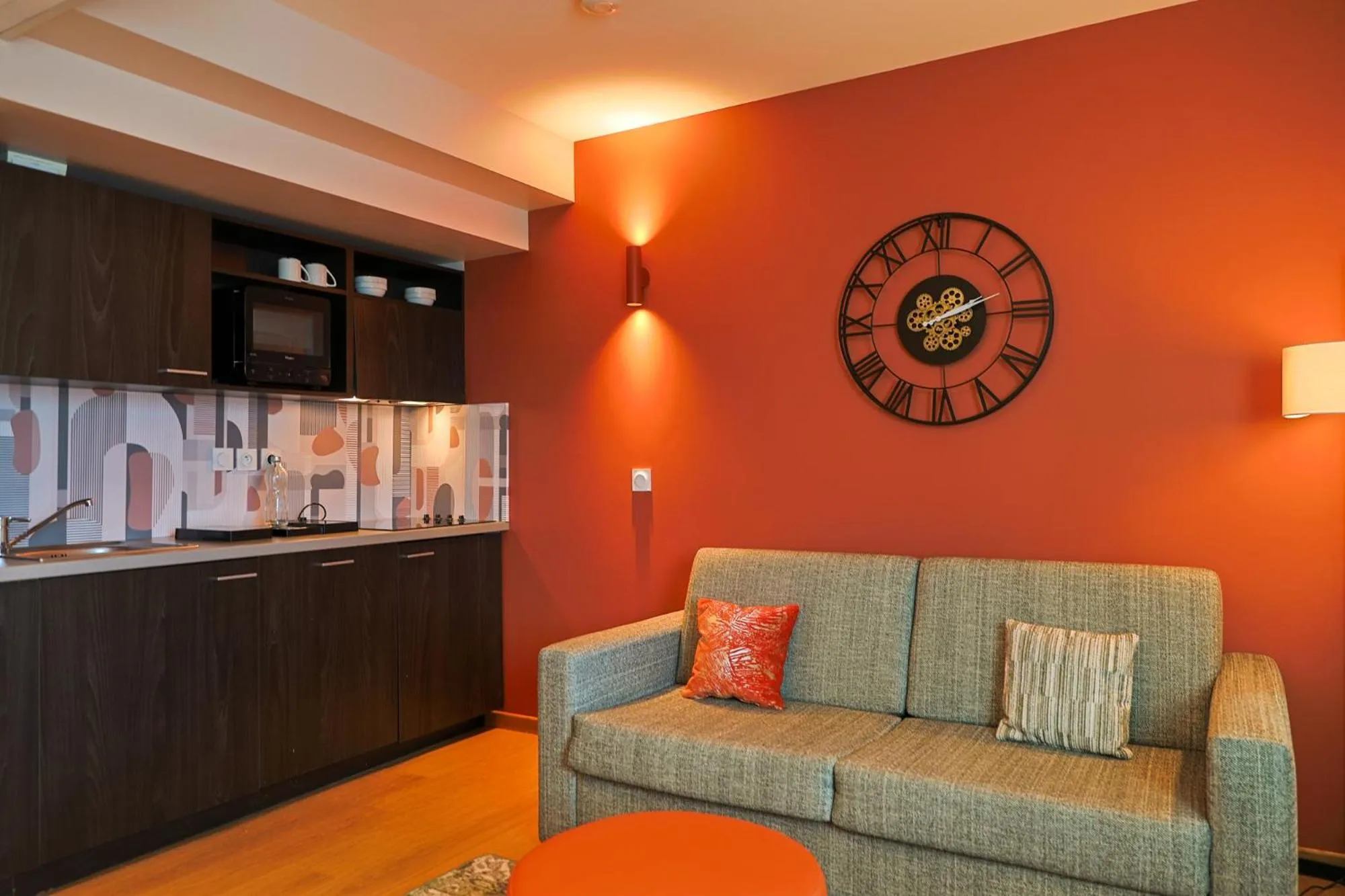 Kitchen or kitchenette in Seven Urban Suites Nantes Centre