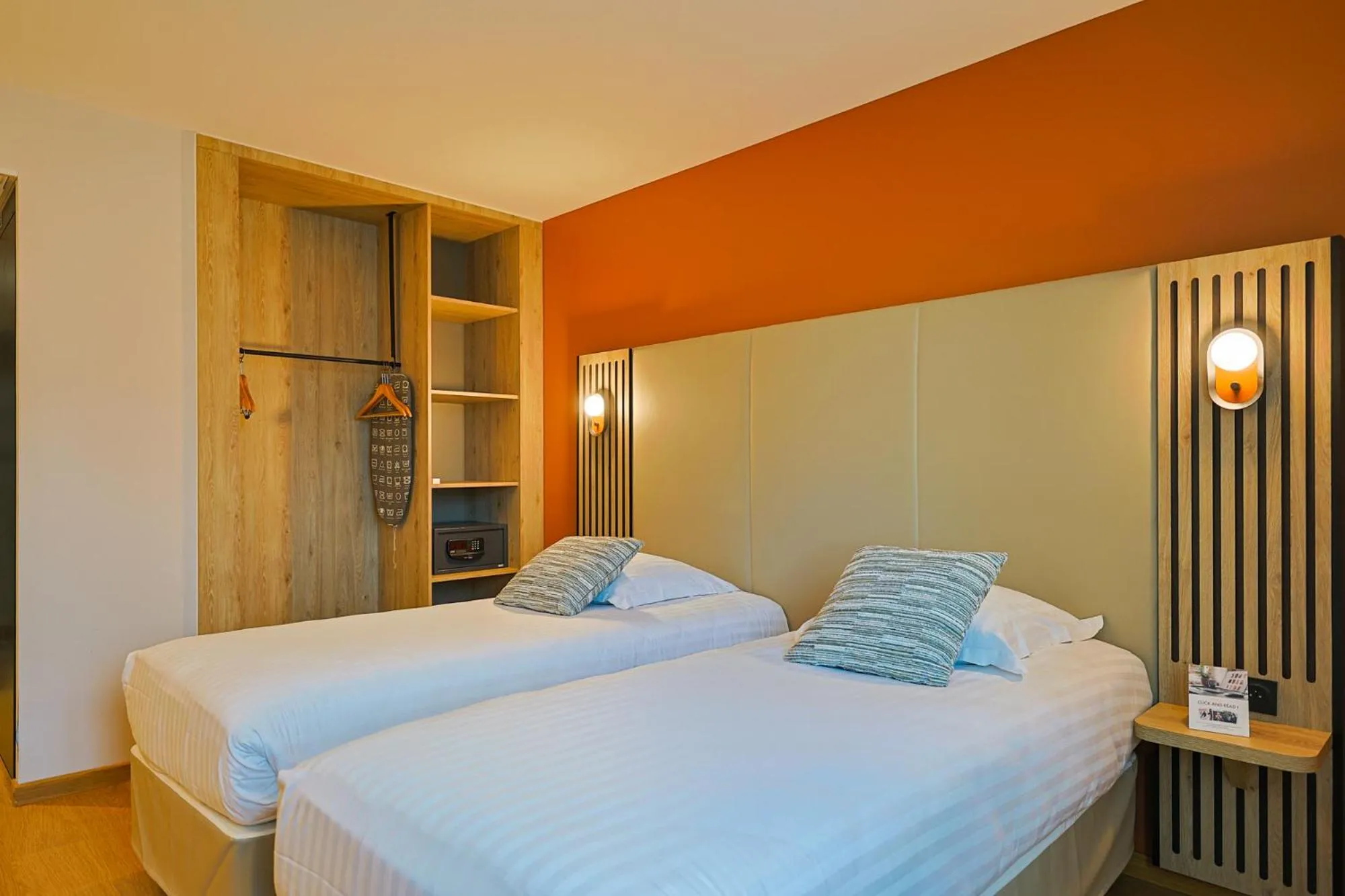 Bed in Seven Urban Suites Nantes Centre