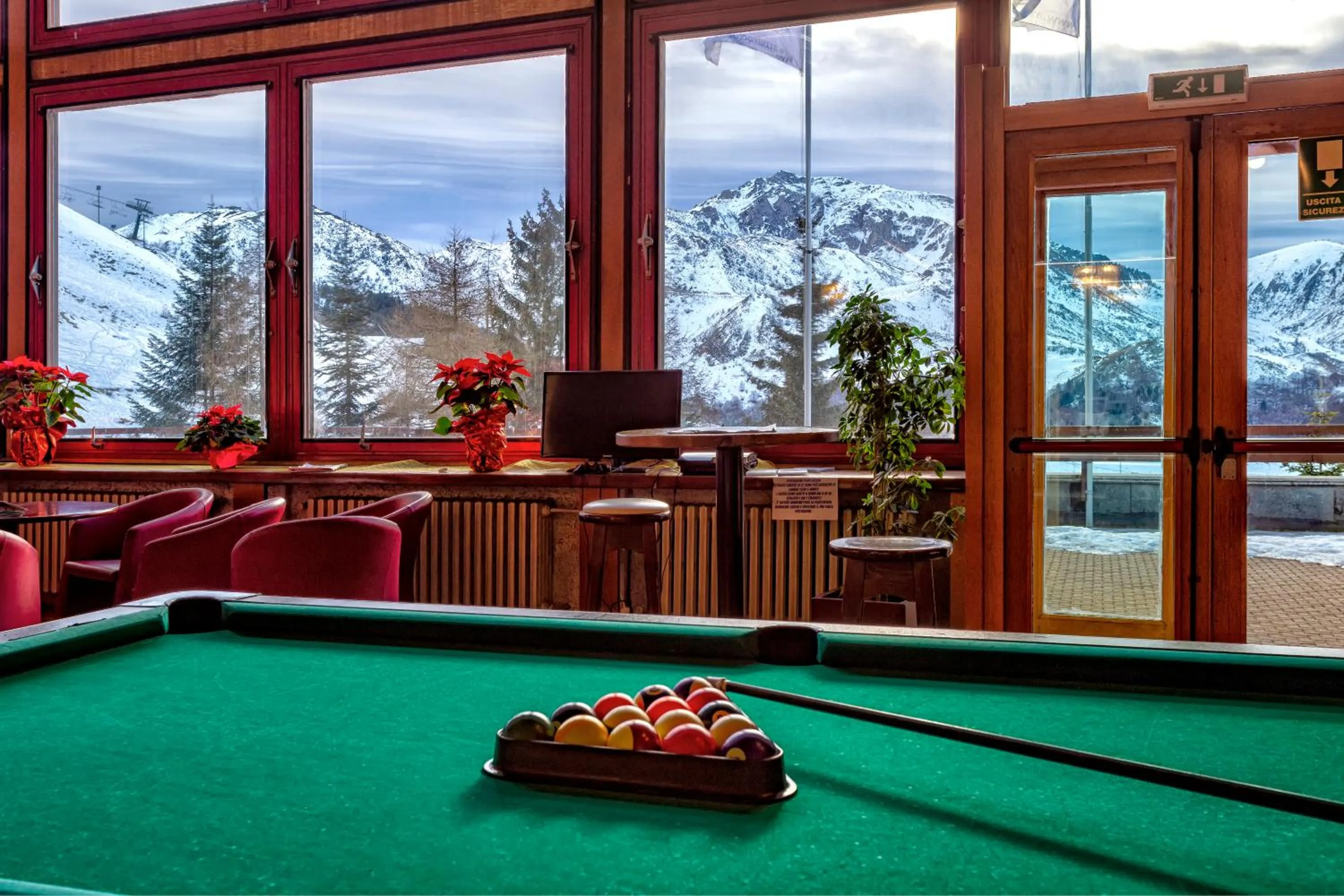 Billiard in Hotel Mondolé - Azzurro Club