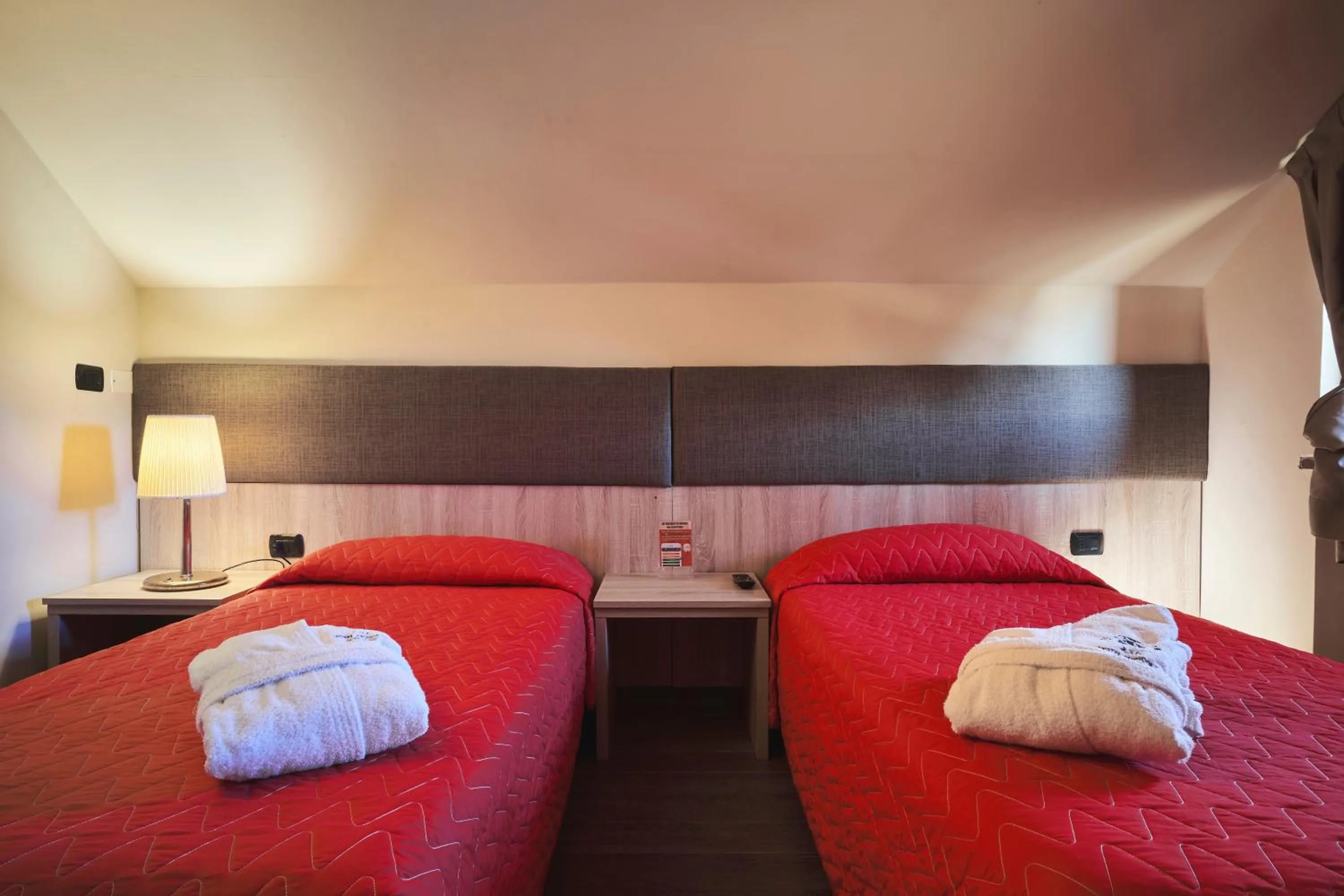 Bed in Hotel Mondolé - Azzurro Club