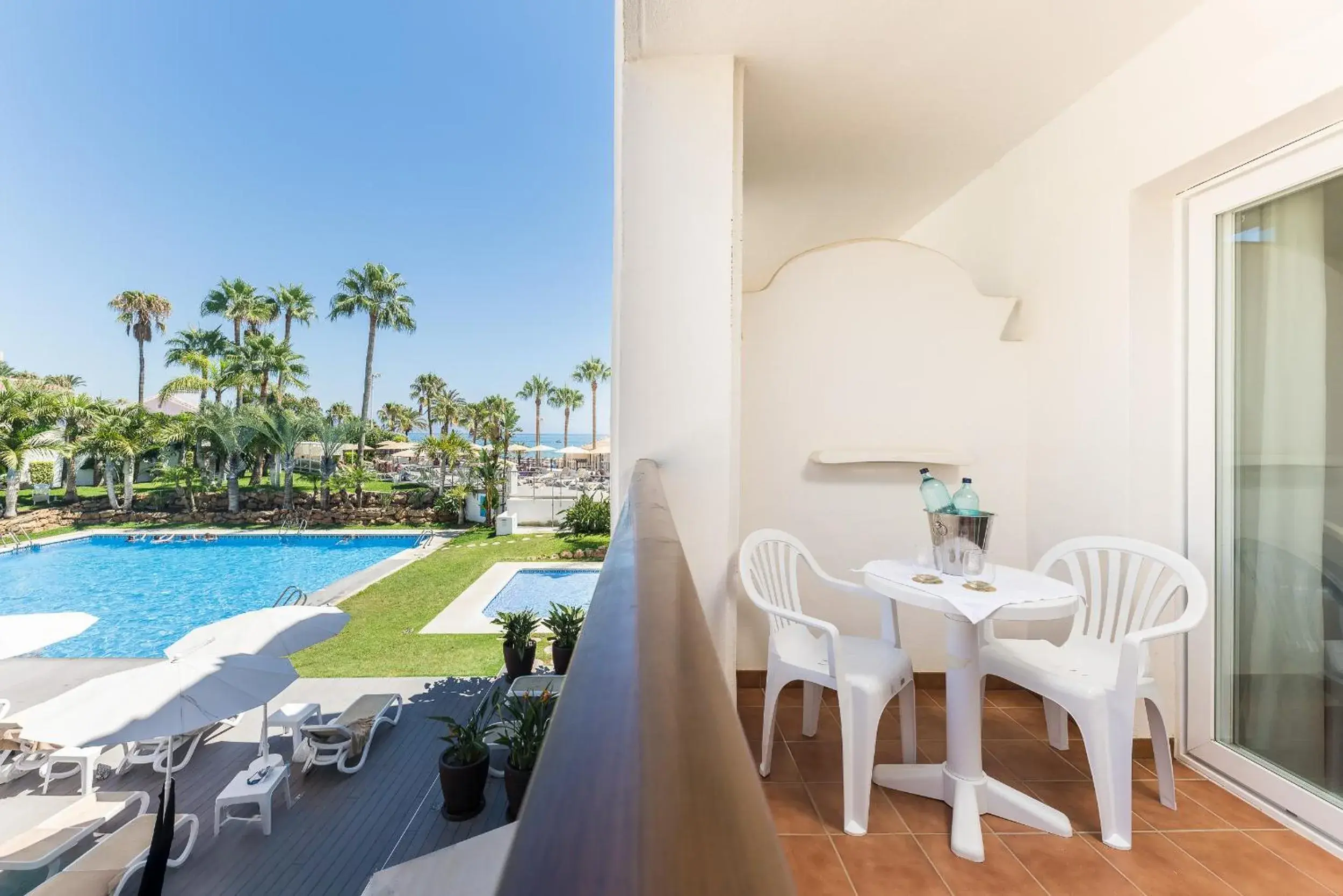 Double Room with Pool View in Mac Puerto Marina Benalmádena Double Room with Pool View in Mac Puerto Marina Benalmádena