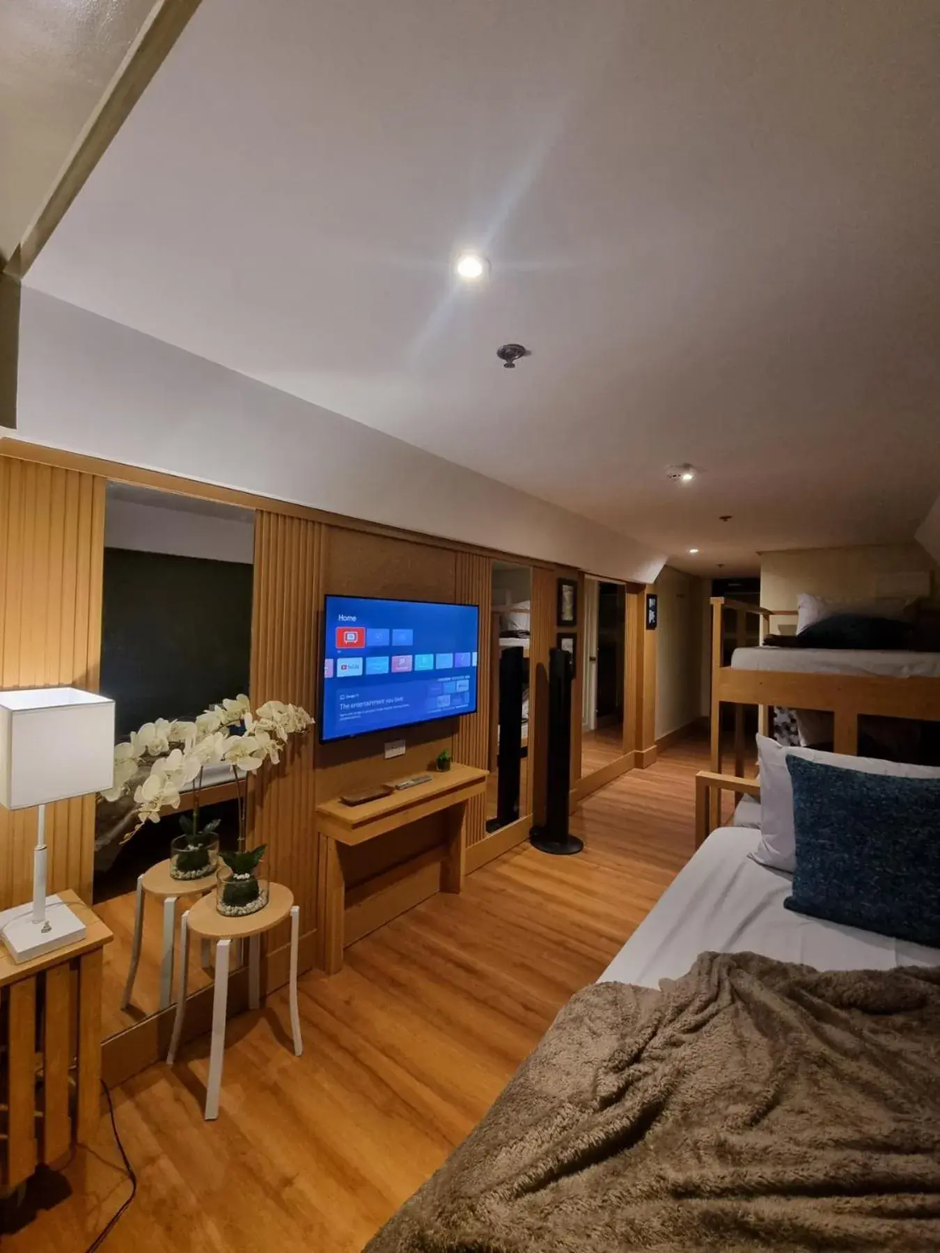 Triple Room in Sunset View Ridge Residences Triple Room in Sunset View Ridge Residences