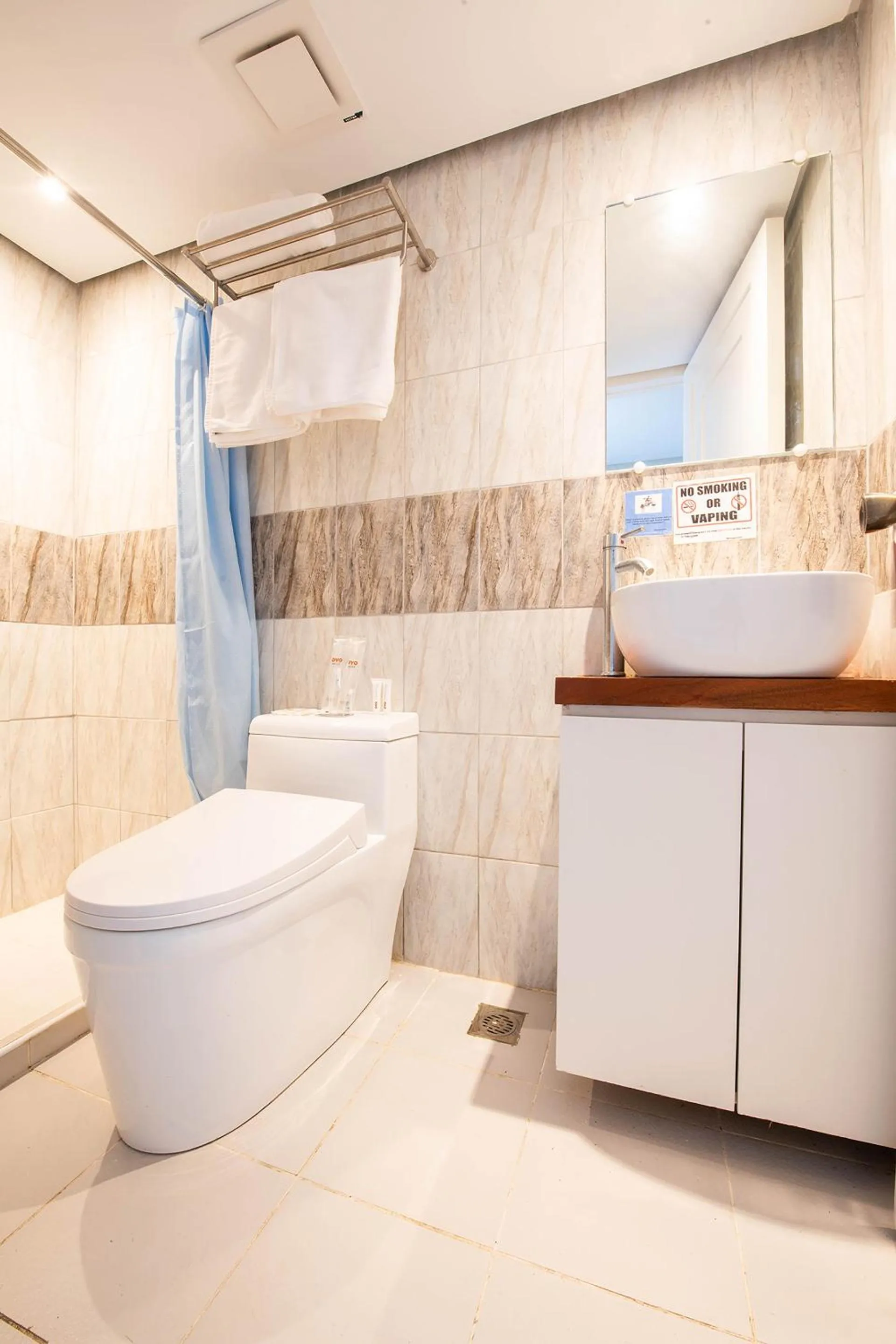 Bathroom in Sunset View Ridge Residences