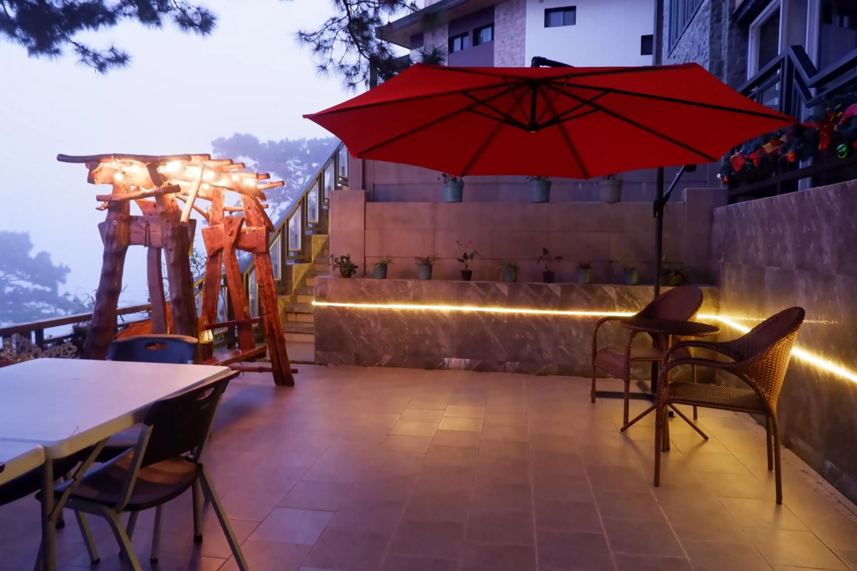 Patio in Sunset View Ridge Residences