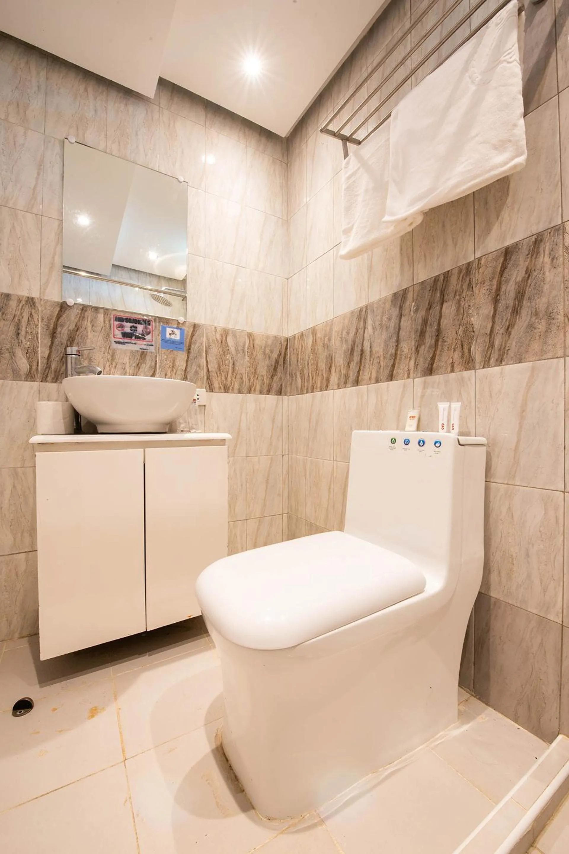 Bathroom in Sunset View Ridge Residences