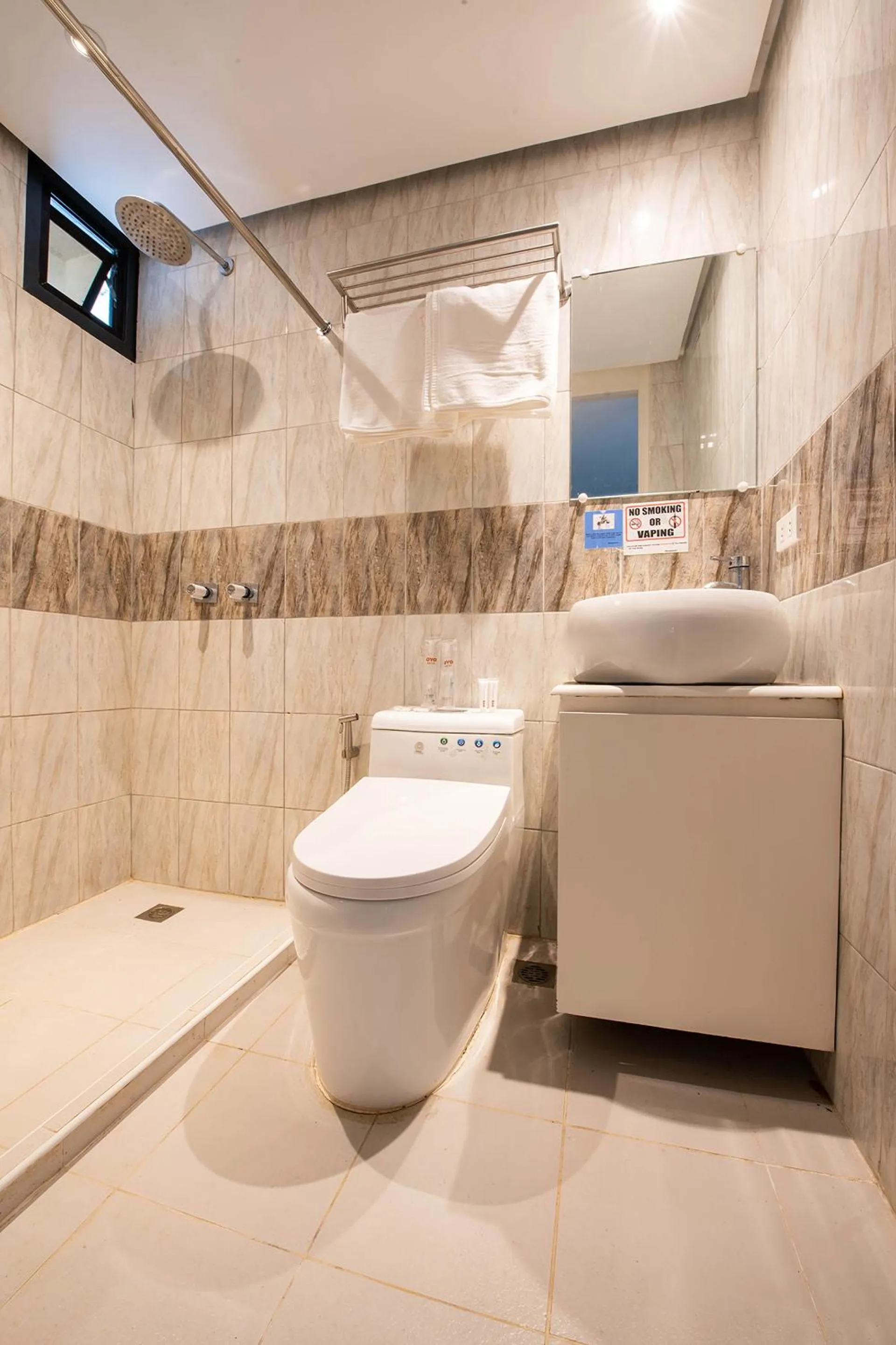 Bathroom in Sunset View Ridge Residences