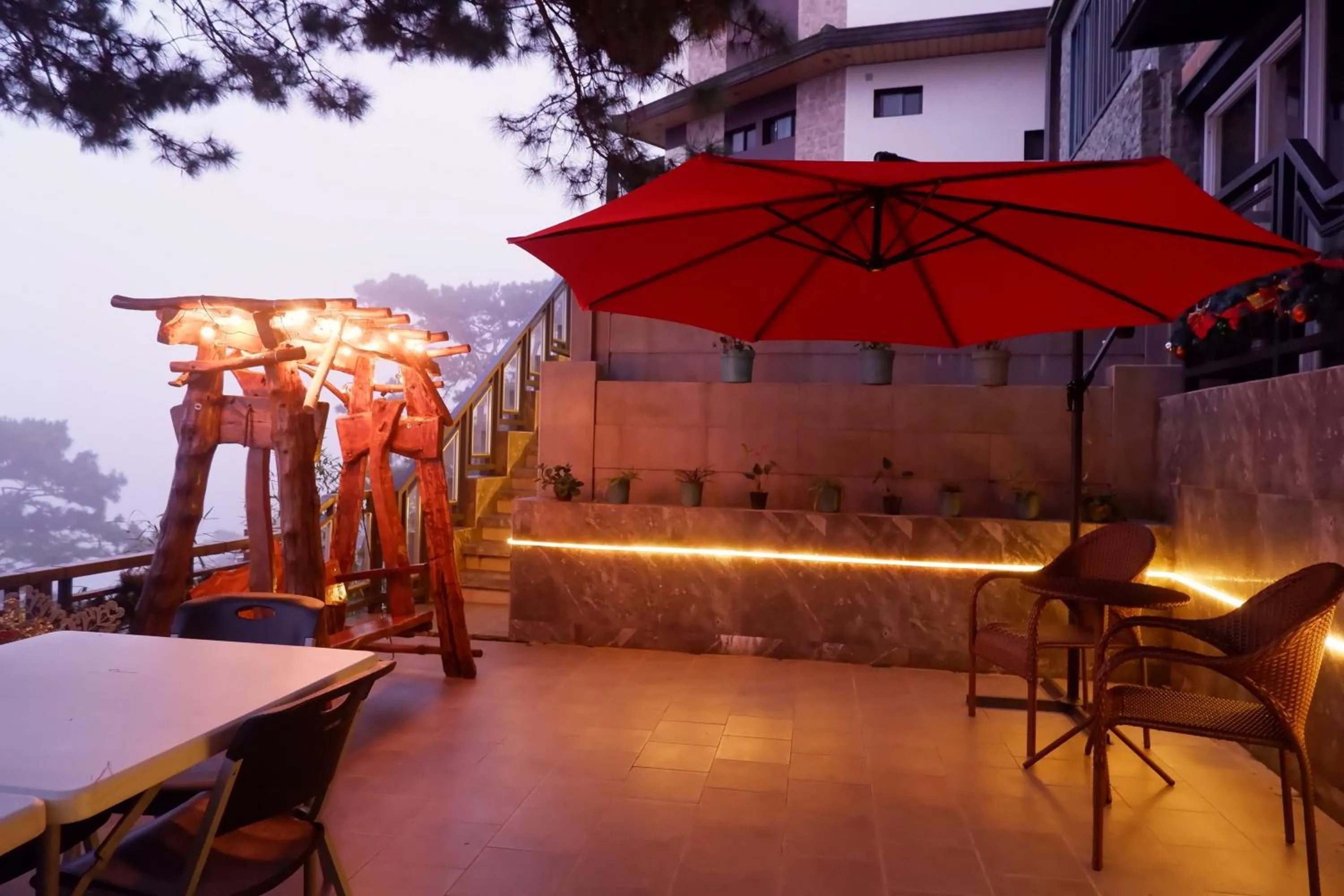 Patio in Sunset View Ridge Residences