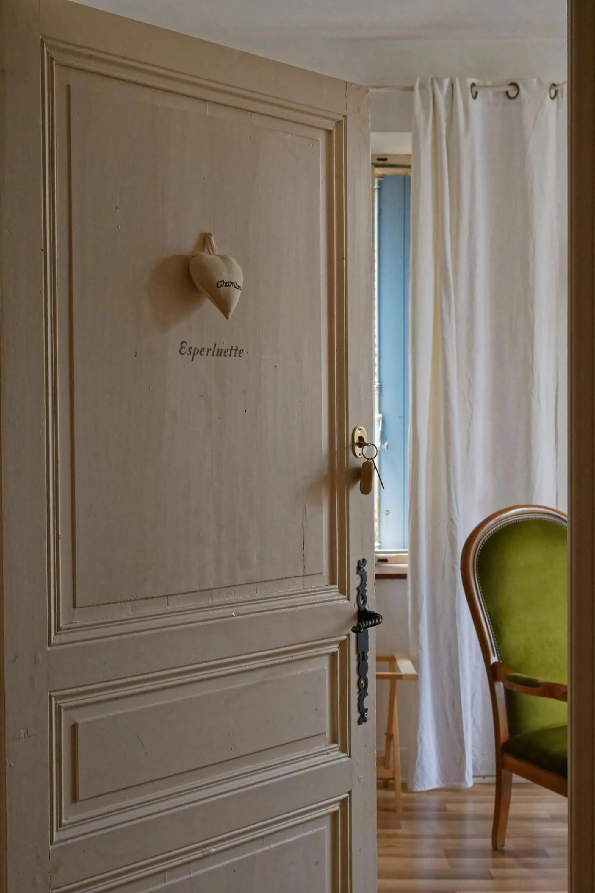 Seating area in Maison Rives - Village du Livre de Montolieu