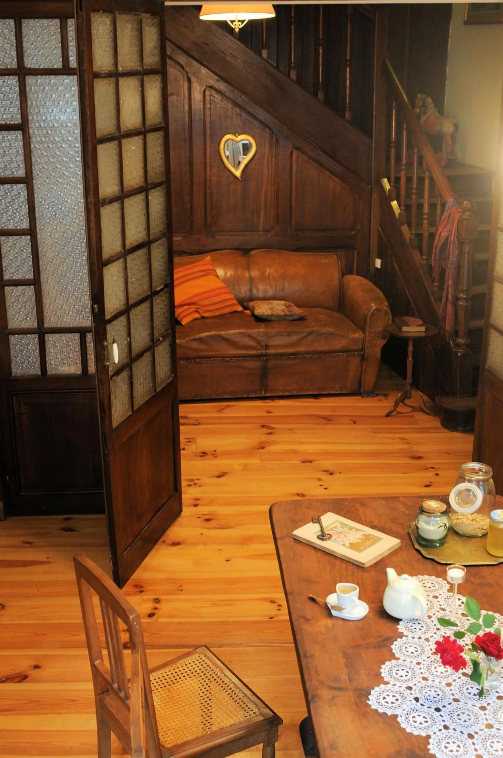 Lobby or reception in Maison Rives - Village du Livre de Montolieu