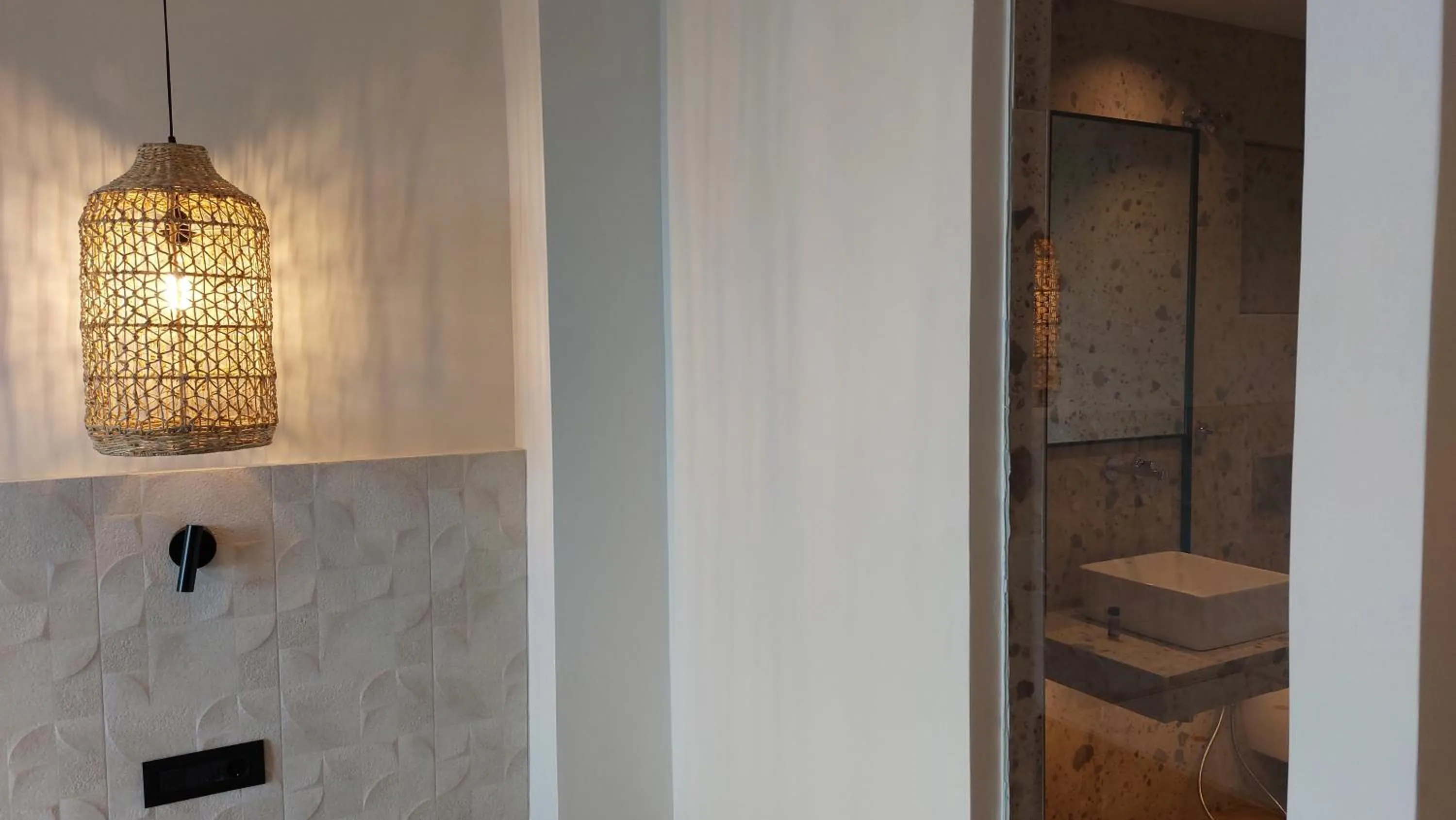 Decorative detail in Anetis Beach Hotel