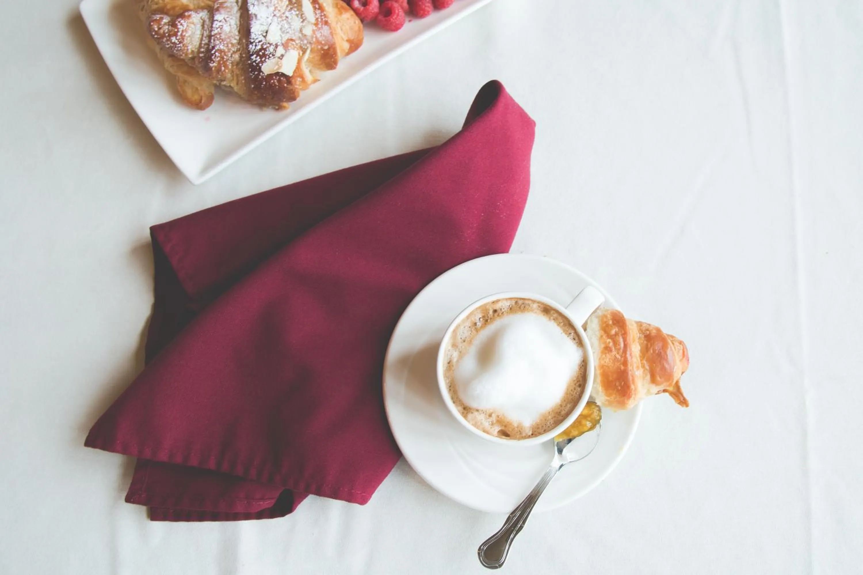 Buffet breakfast in Auberge La Seigneurie