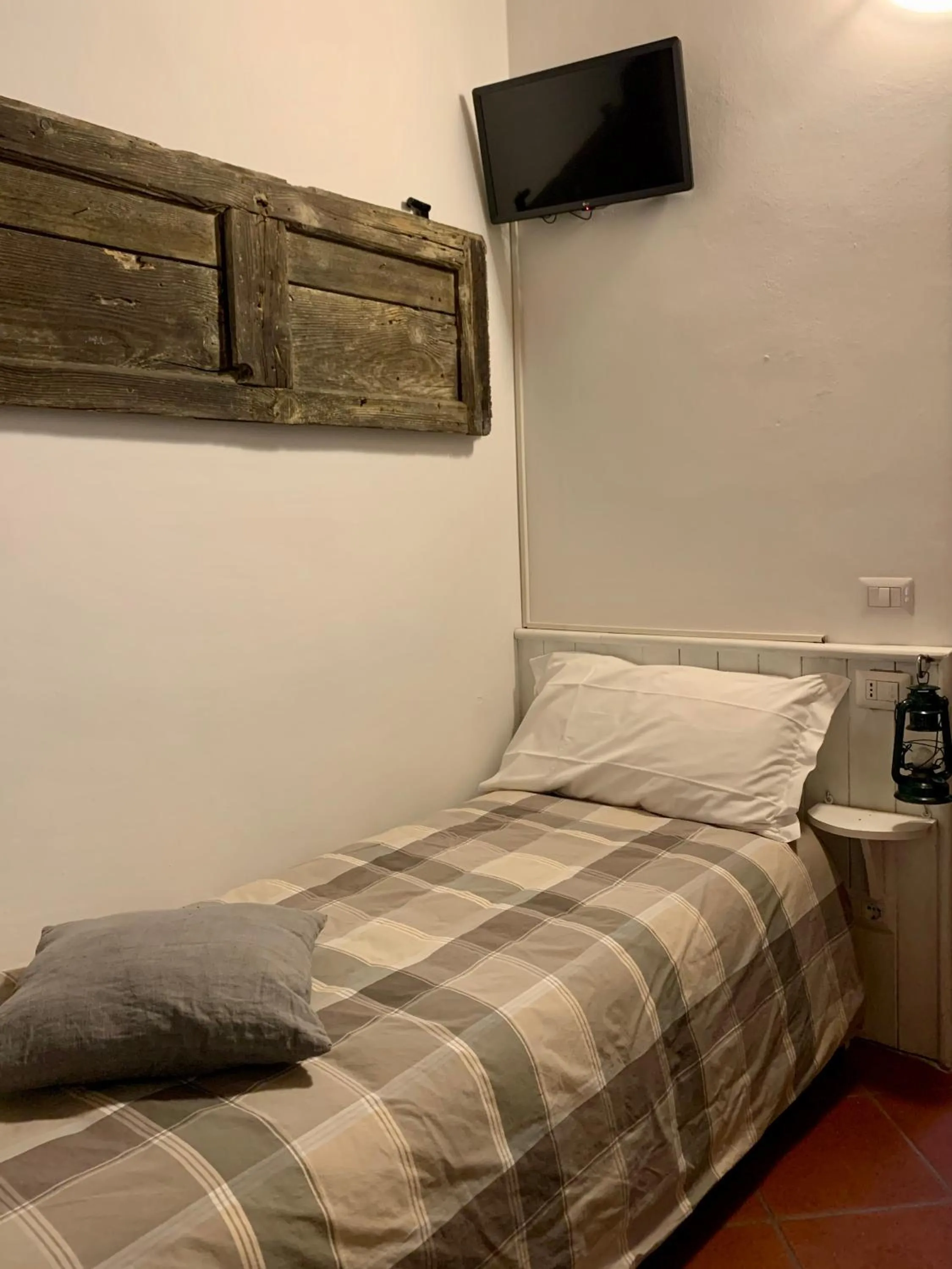 Bed in Enjoy Ledro B&B