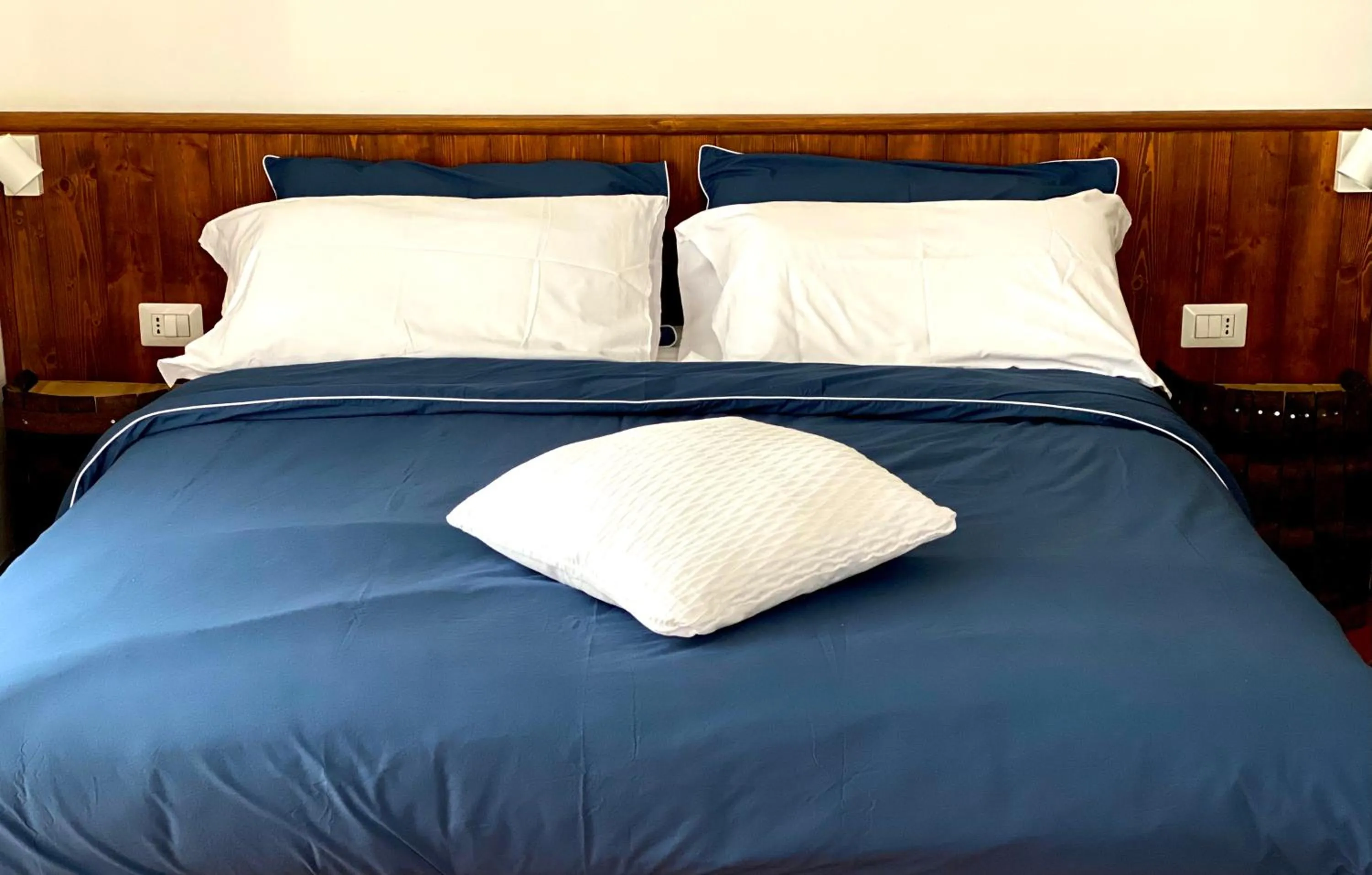 Bed in Enjoy Ledro B&B